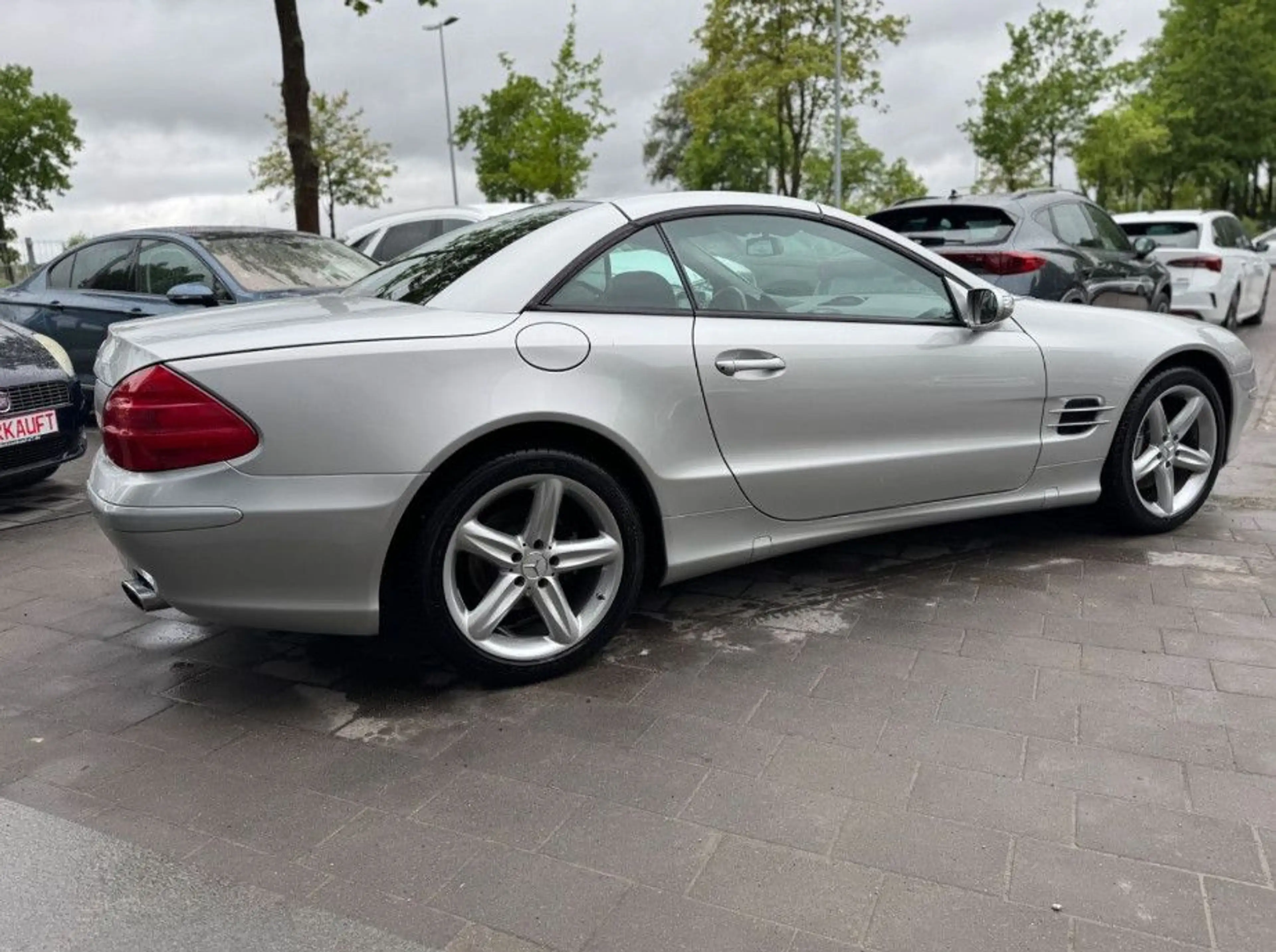 Mercedes-Benz SL 500 — photo 7