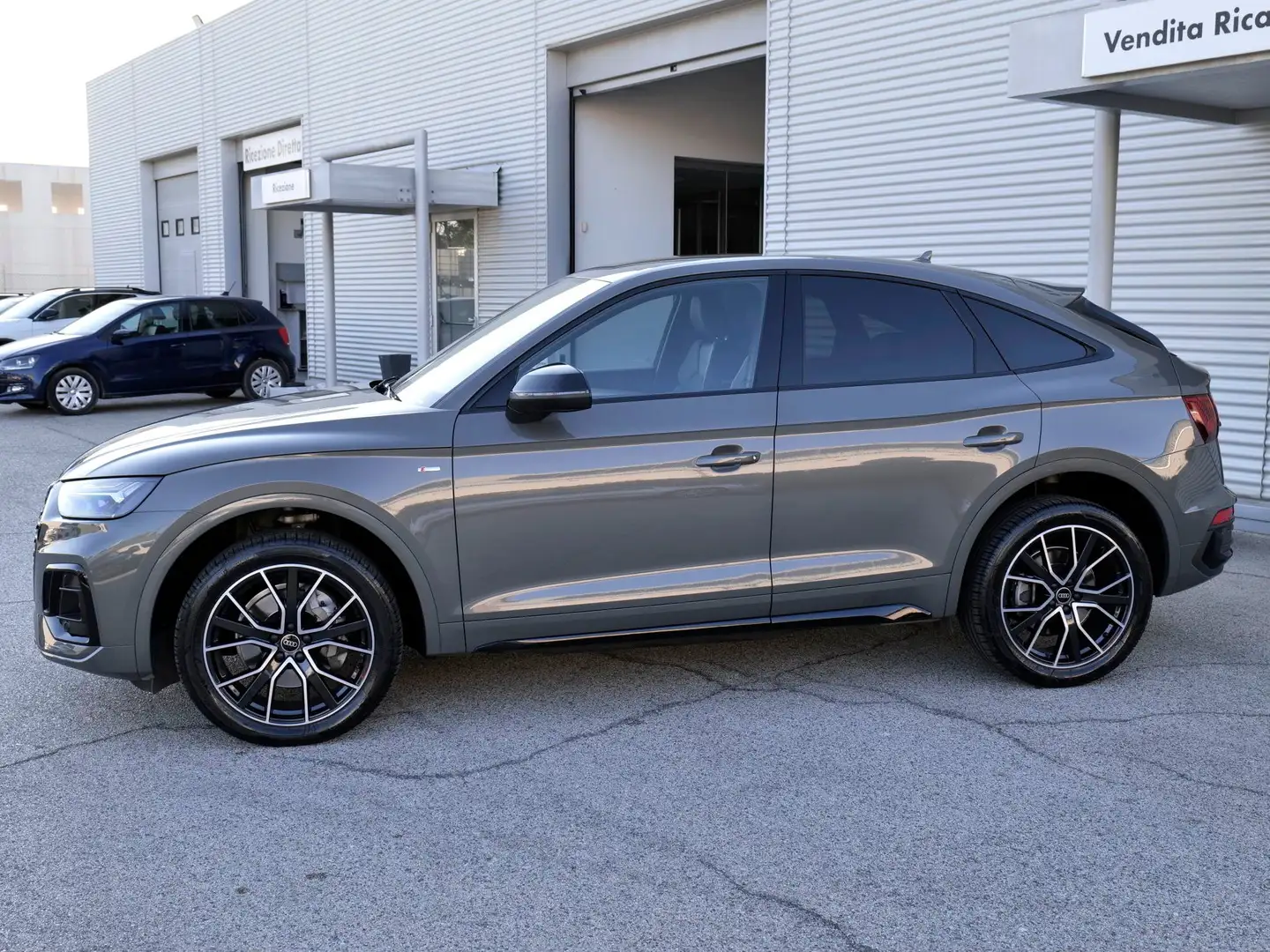 Audi Q5 Sportback 2.0 (40) Tdi Q. 204cv S-tr. S-line Plus Grau - 2