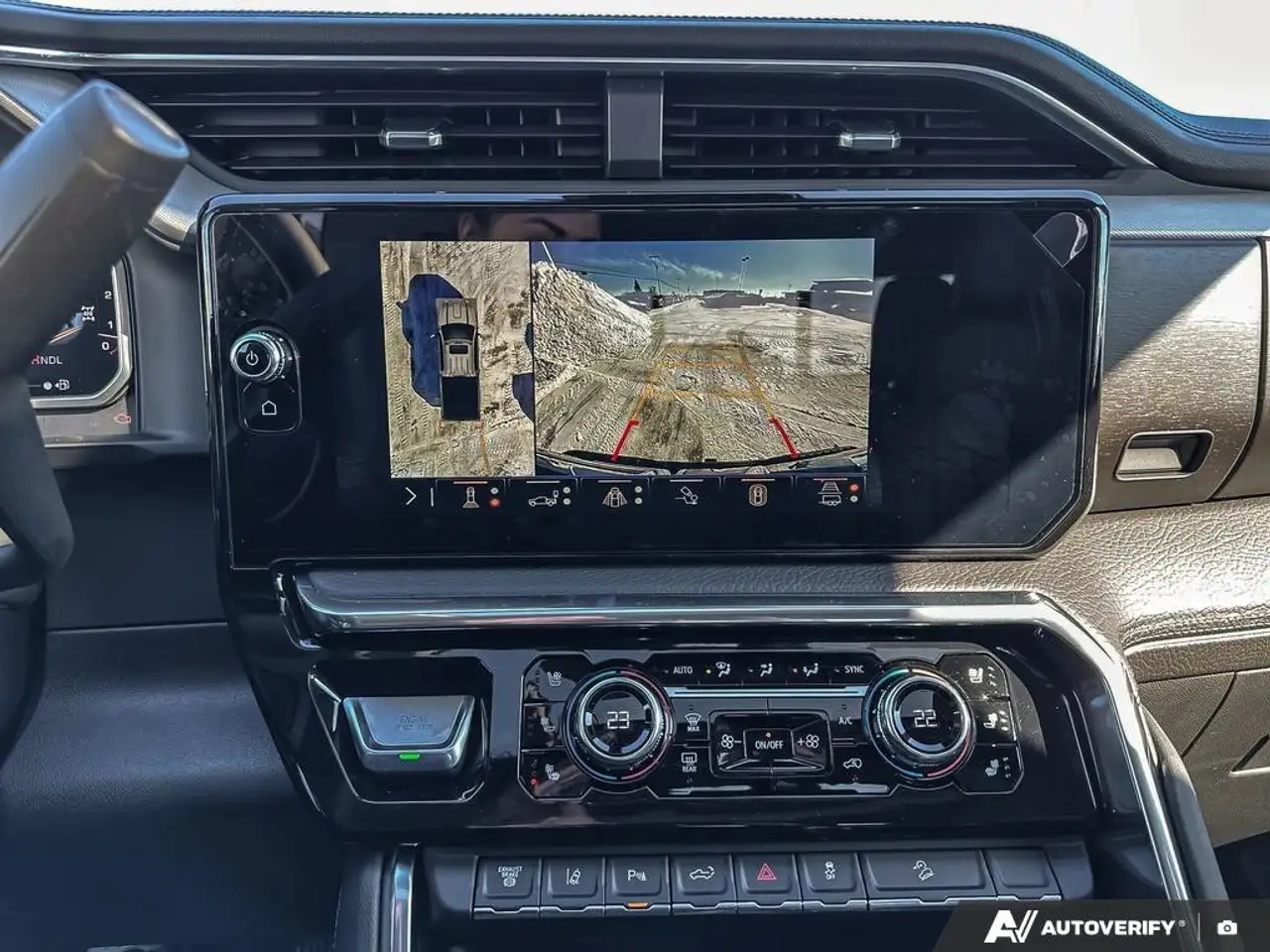 GMC Sierra 3500HD снимка GMC Sierra 3500HD