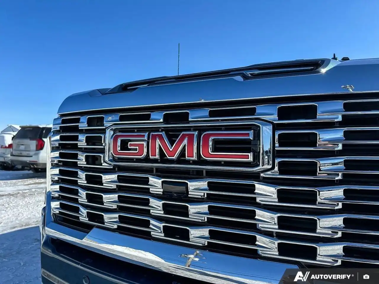 GMC Sierra 3500HD снимка GMC Sierra 3500HD