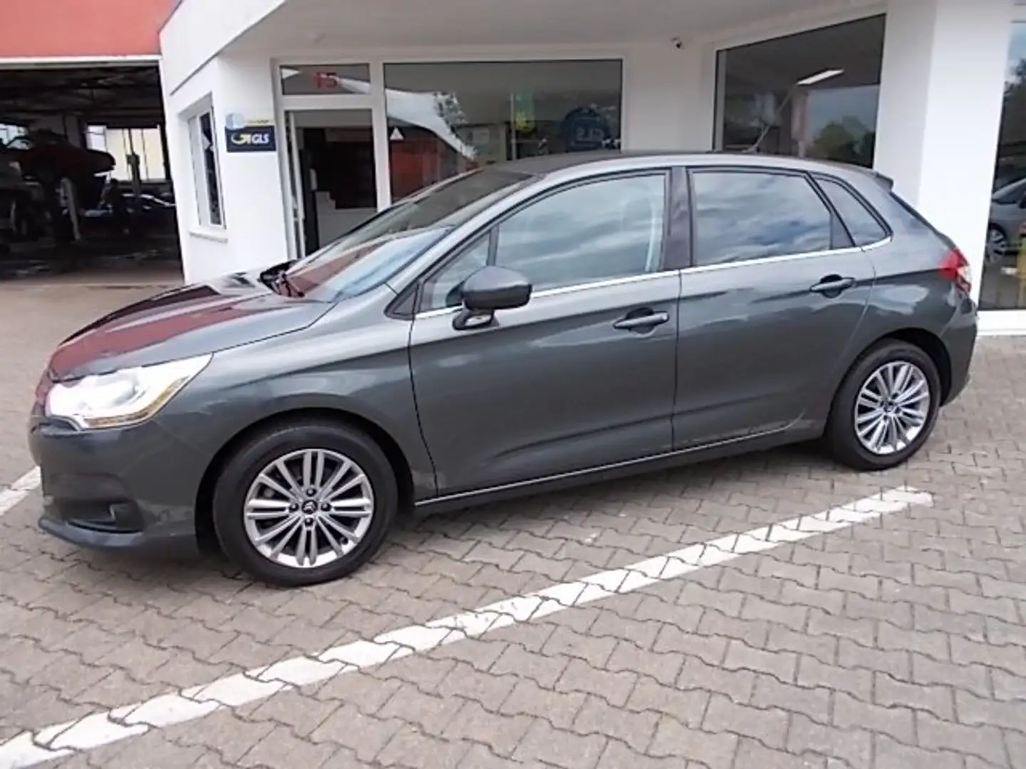 Citroen C4 VTI 120 Tendance, Klima, AHK, LM-Felgen, PDC, Grigio - 1