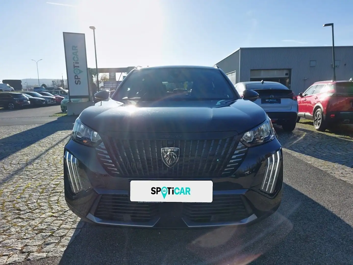 Peugeot 2008 PureTech 130 S&S Allure EAT8 Schwarz - 2