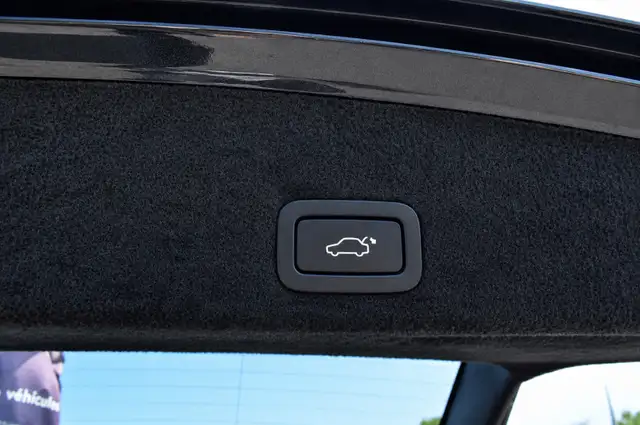 Volvo XC60 view 15