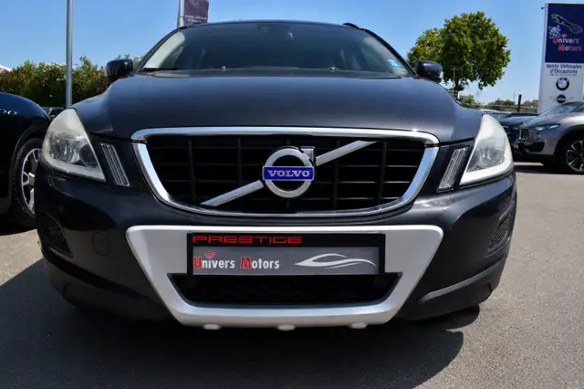 Volvo XC60 view 8