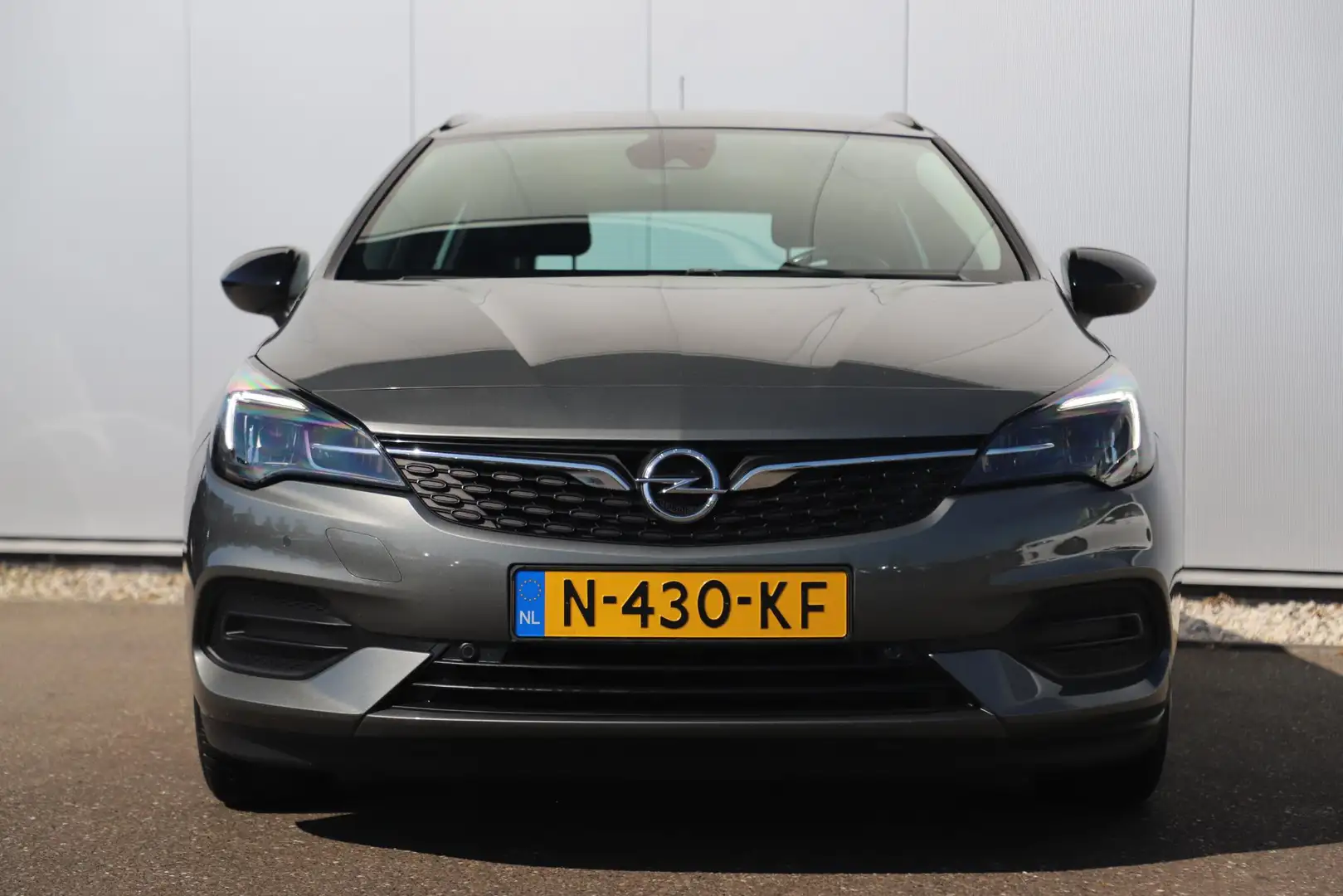 Opel Astra Sports Tourer 1.2 Business Elegance 131PK Trekhaak Grigio - 2