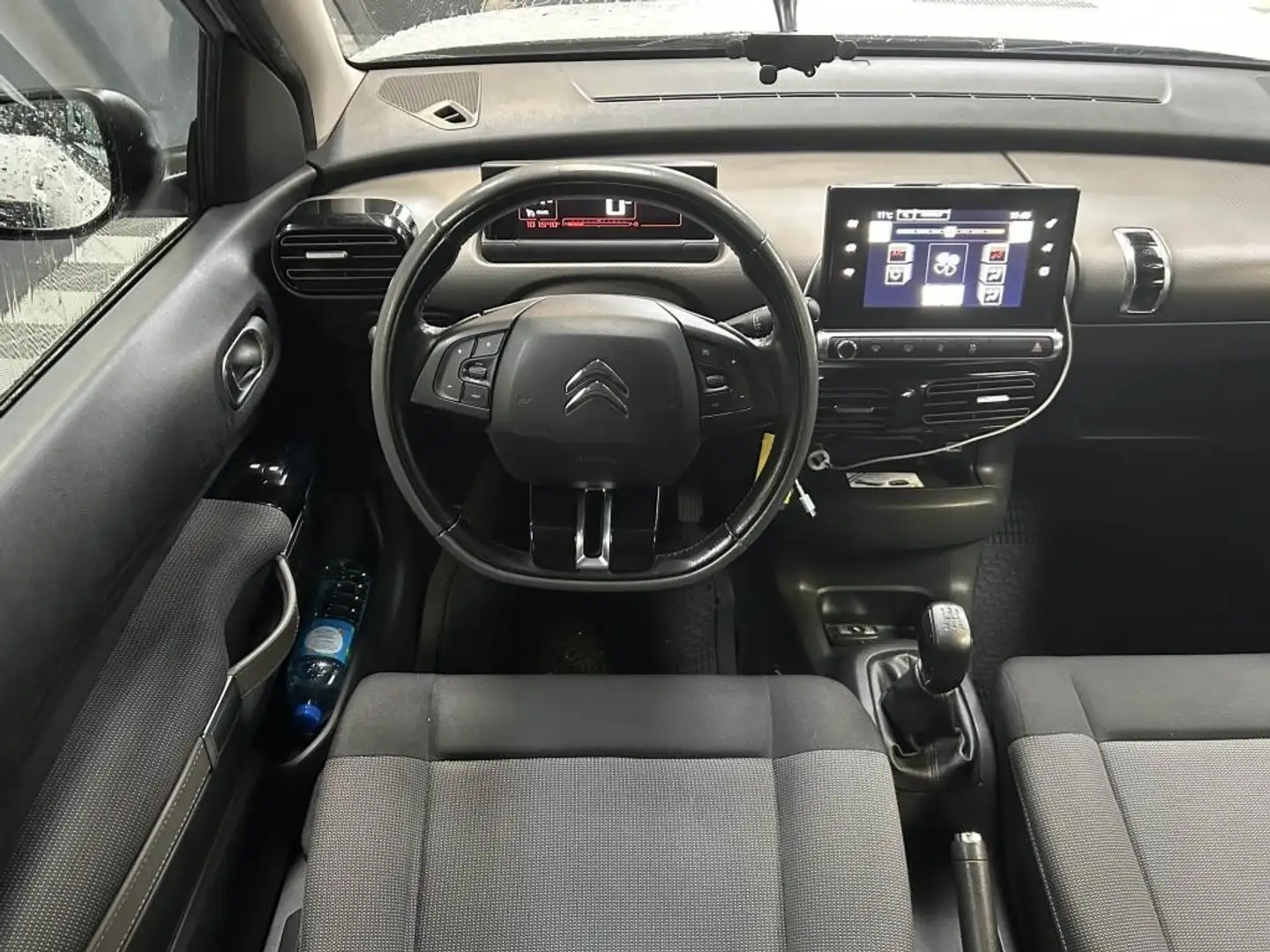 Citroen C4 Cactus PureTech 82 Shine - 2
