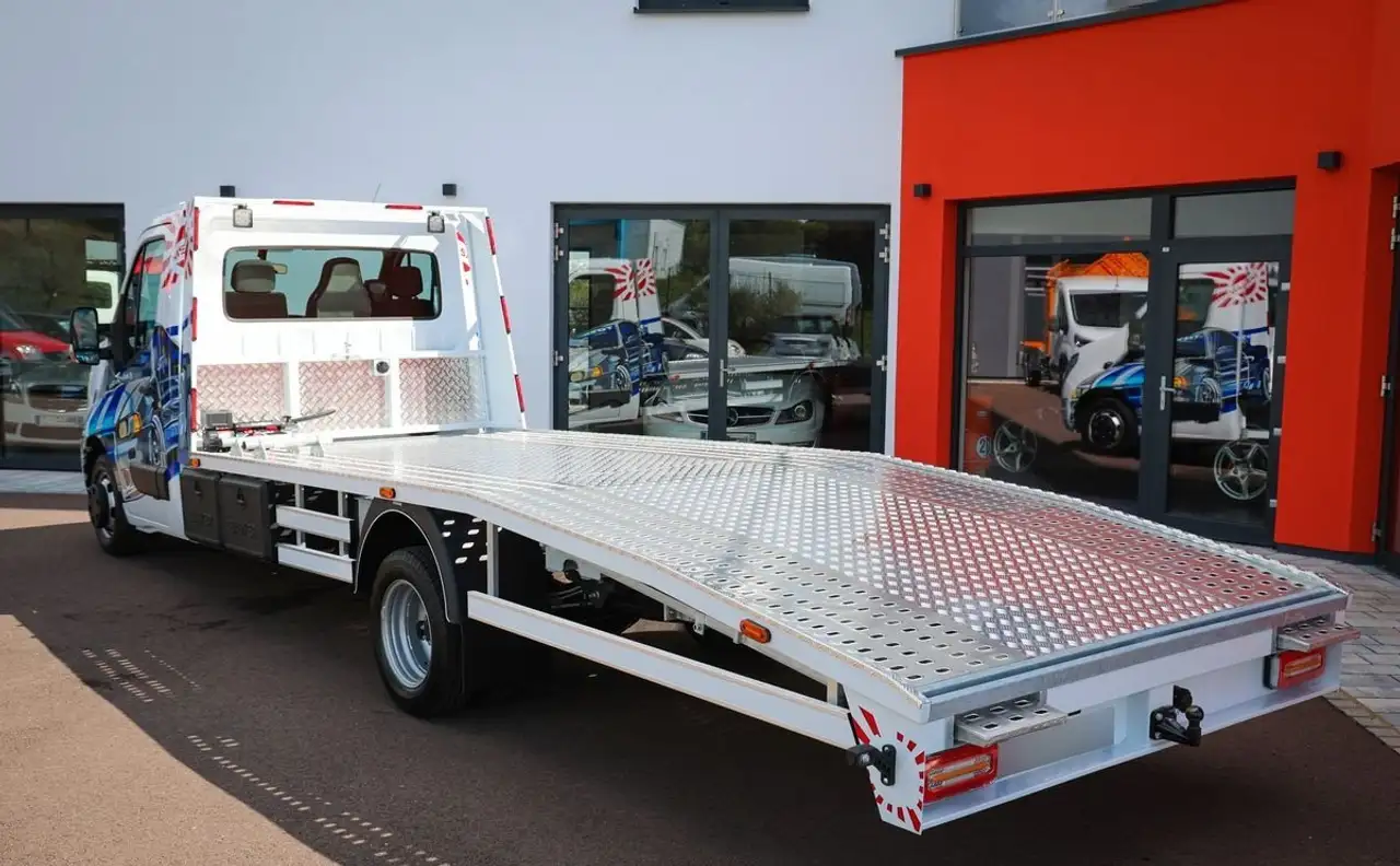 Nissan NV400 2026