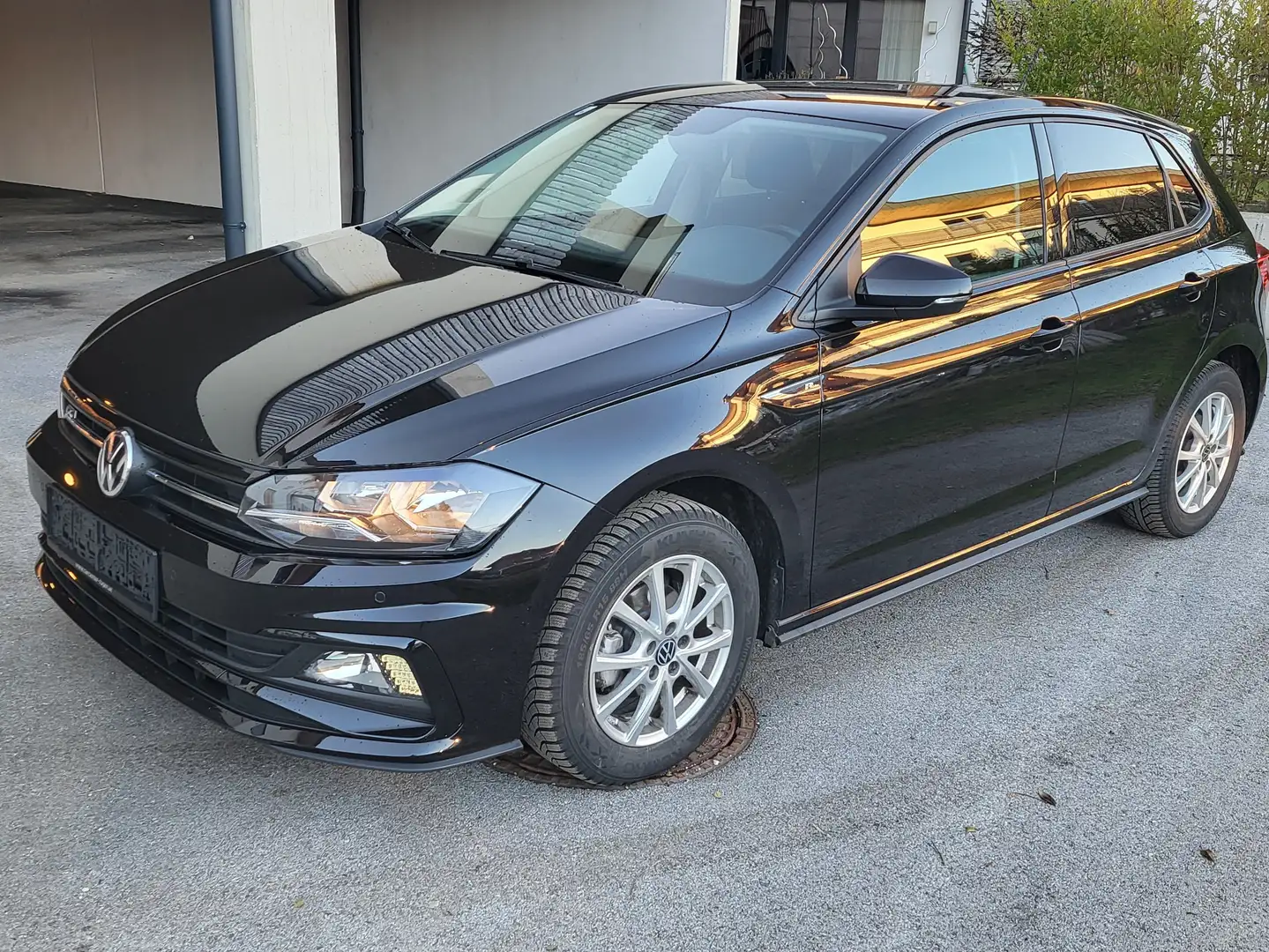 Volkswagen Polo R-Line Schwarz - 2