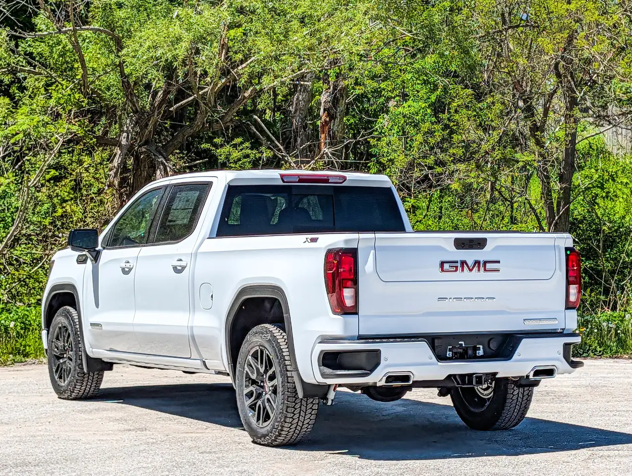 GMC Sierra 1500 снимка GMC Sierra 1500