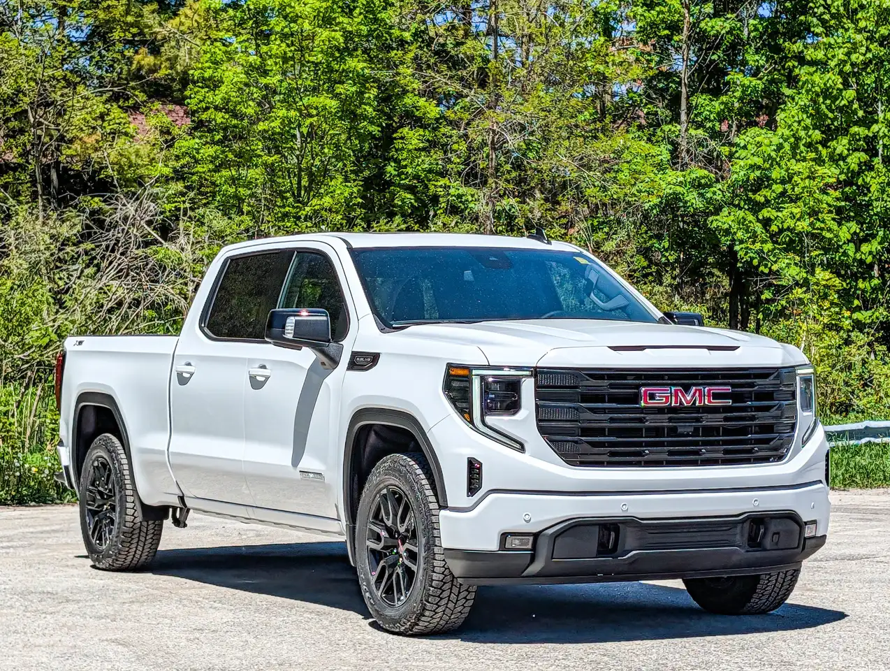 GMC Sierra 1500 снимка GMC Sierra 1500