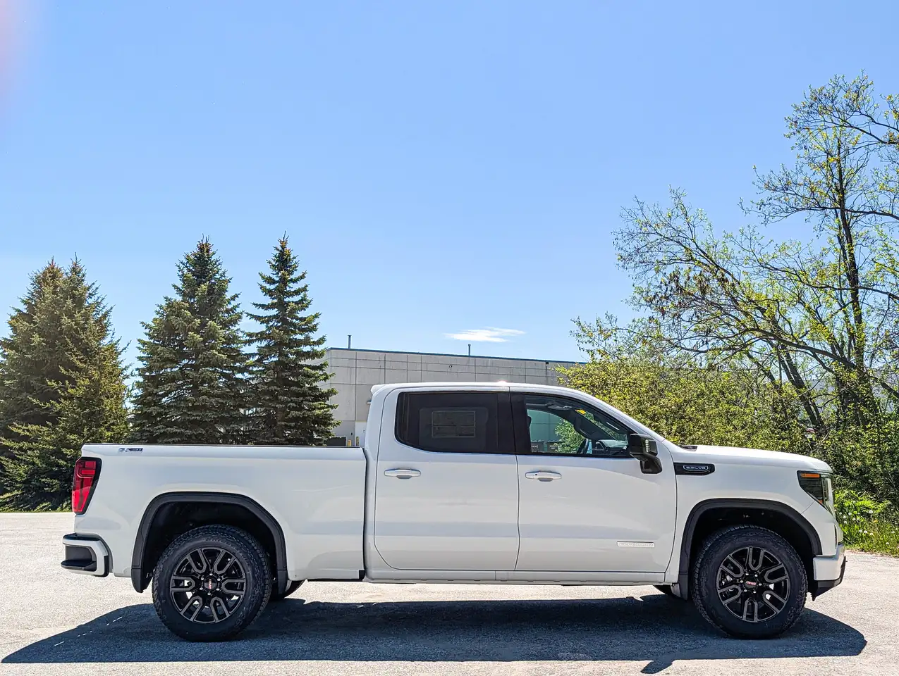 GMC Sierra 1500 снимка GMC Sierra 1500