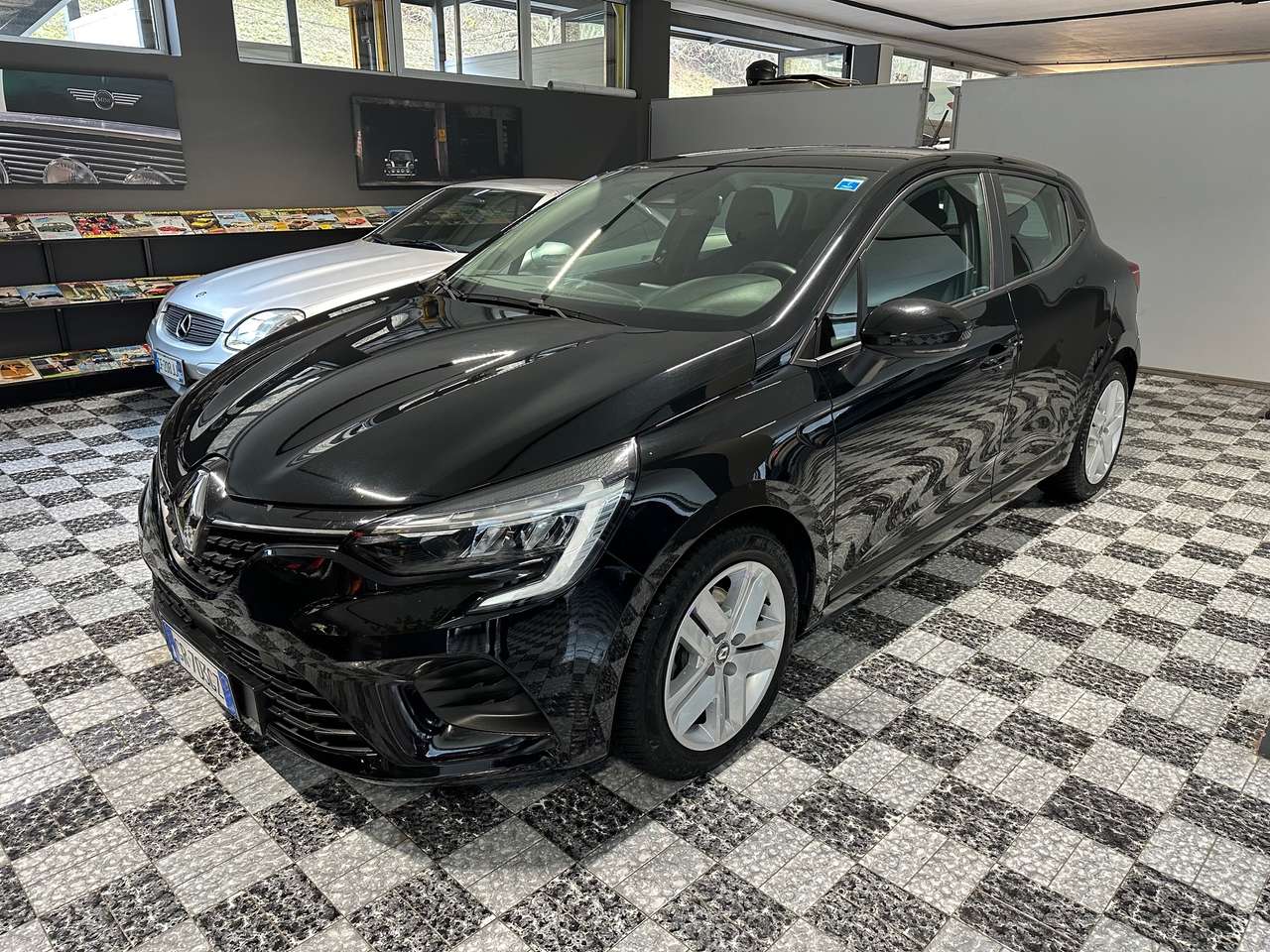 Renault Clio Clio 1.6 E-Tech hybrid Business 140cv auto