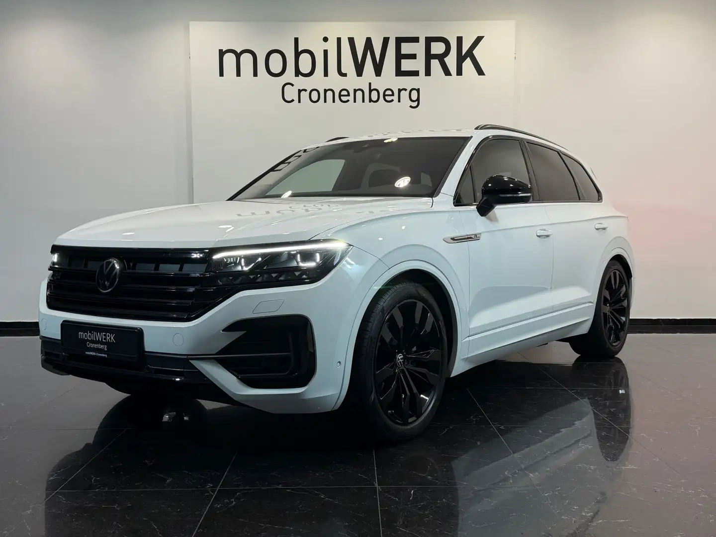 Volkswagen Touareg R-Line PANO IQ.Light AHK Luftf. Standh. Blanc - 1