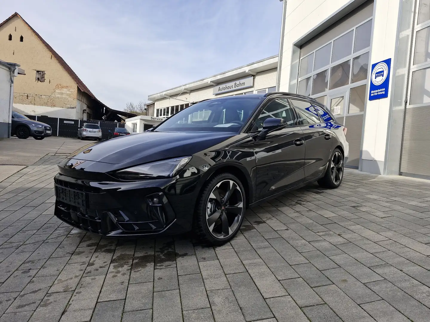 CUPRA Leon 2.0 TSI 150 kW 4Drive AW Reifen Schwarz - 1