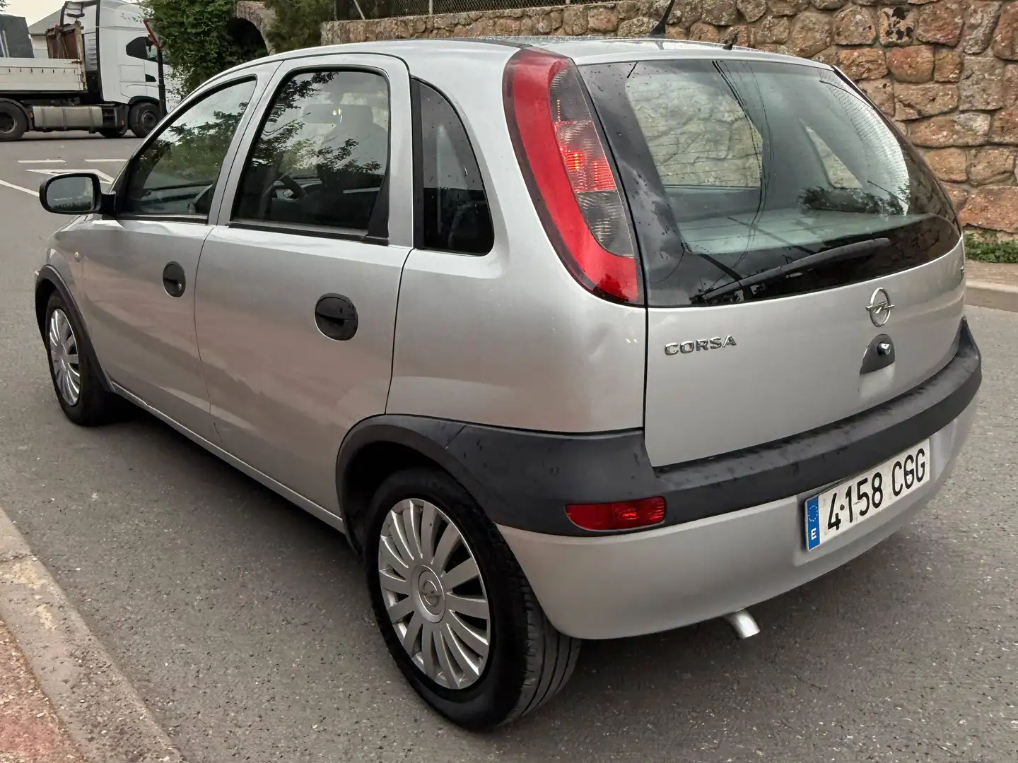 Opel Corsa Corsa 1.2 16v Edition Edition Gris - 1