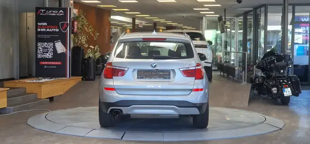 BMW X3 view 8