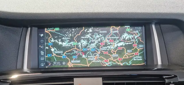 BMW X3 view 15