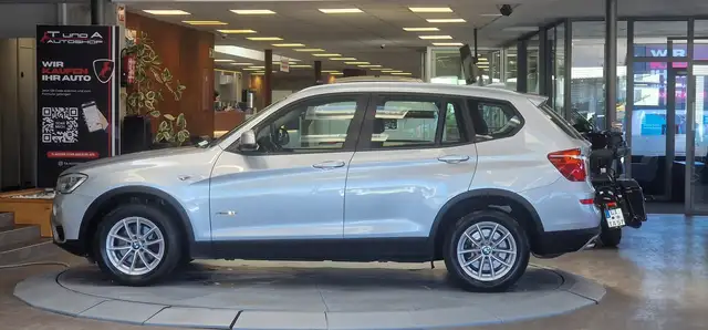 BMW X3 view 4
