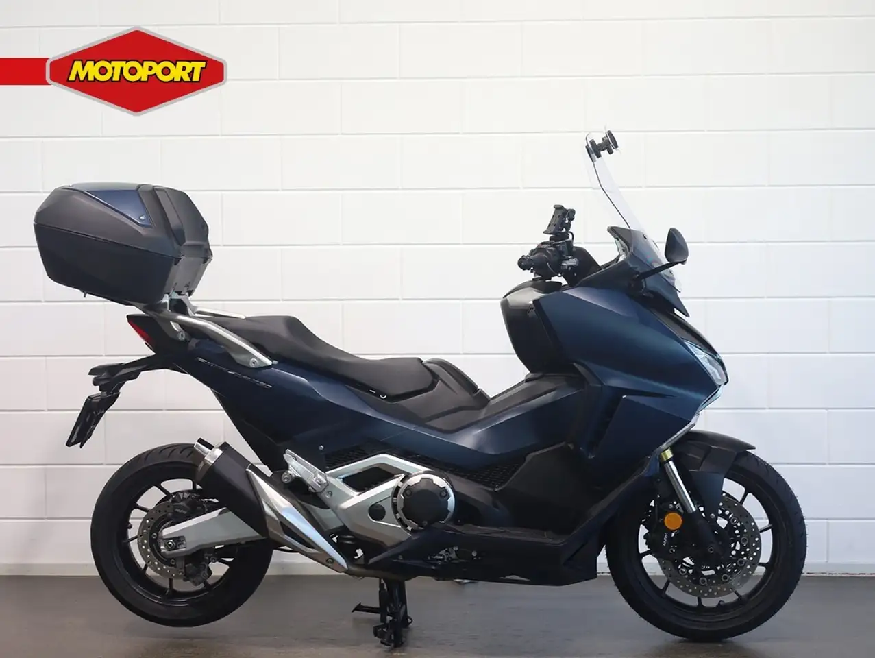 Honda Forza 750