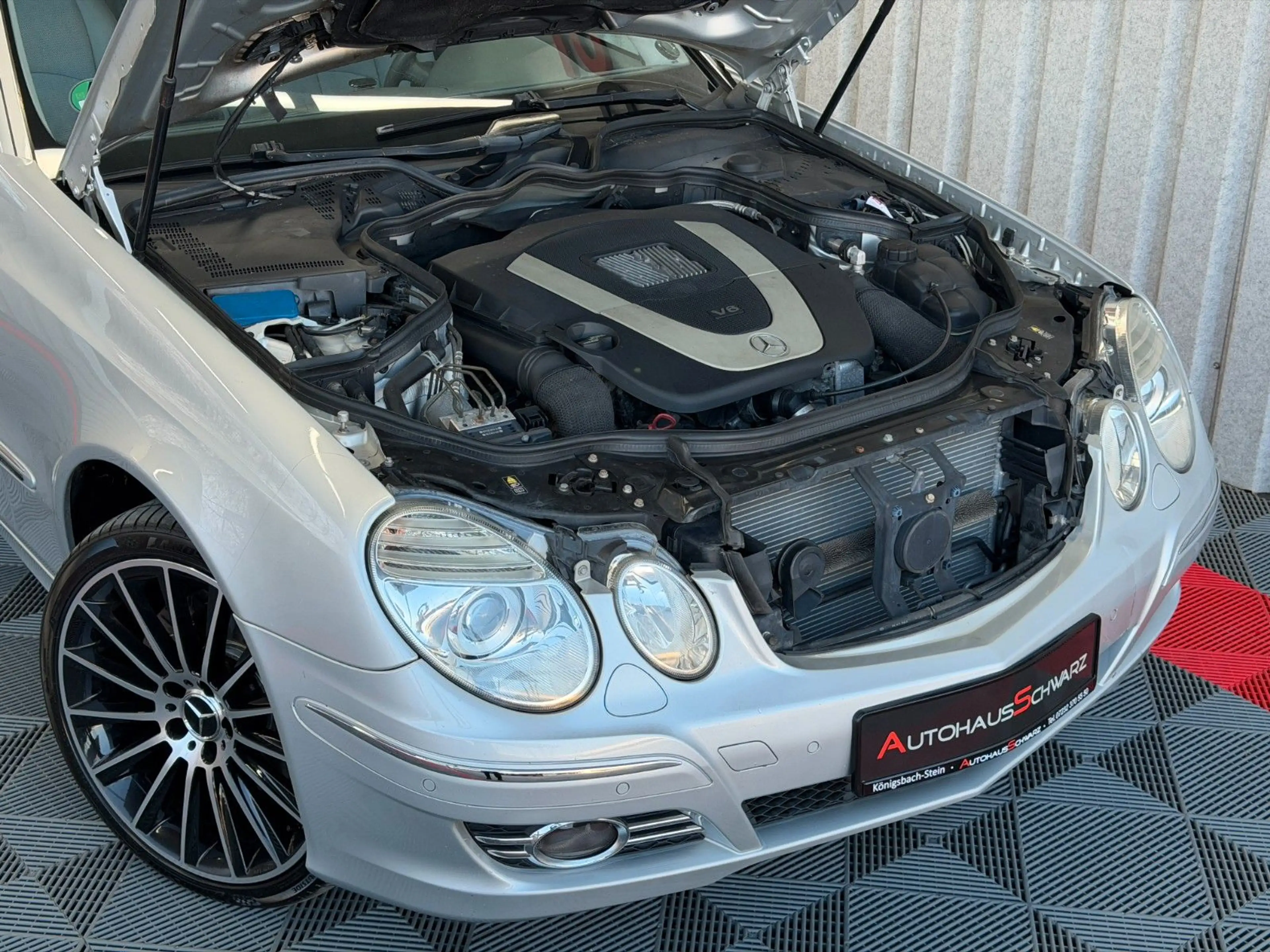 Mercedes-Benz E 350 E350 4Matic Airmatic Distronic T-Leder BiXenon — photo 9