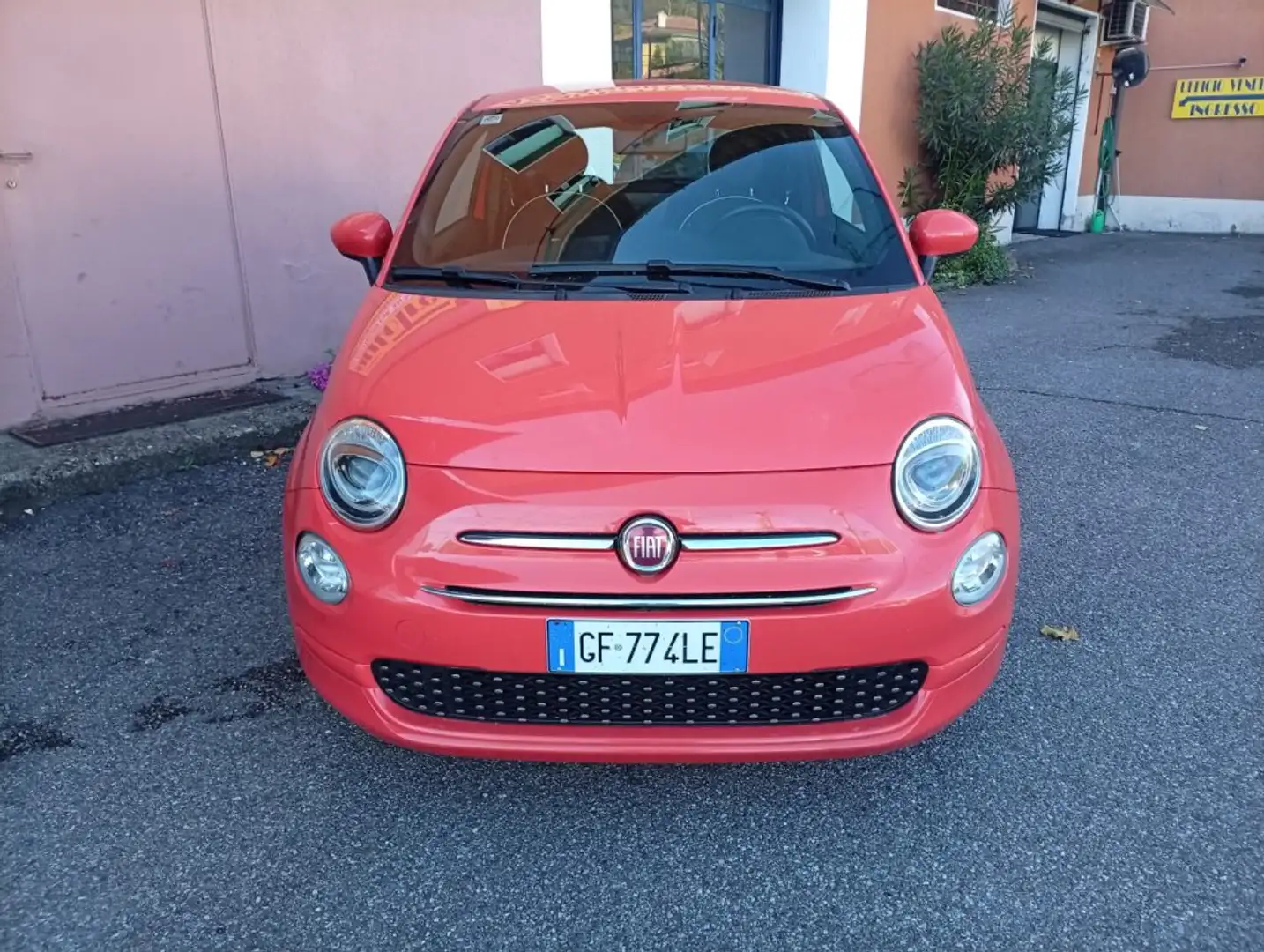 Fiat 500 1.0 Hybrid Lounge Rosso - 2