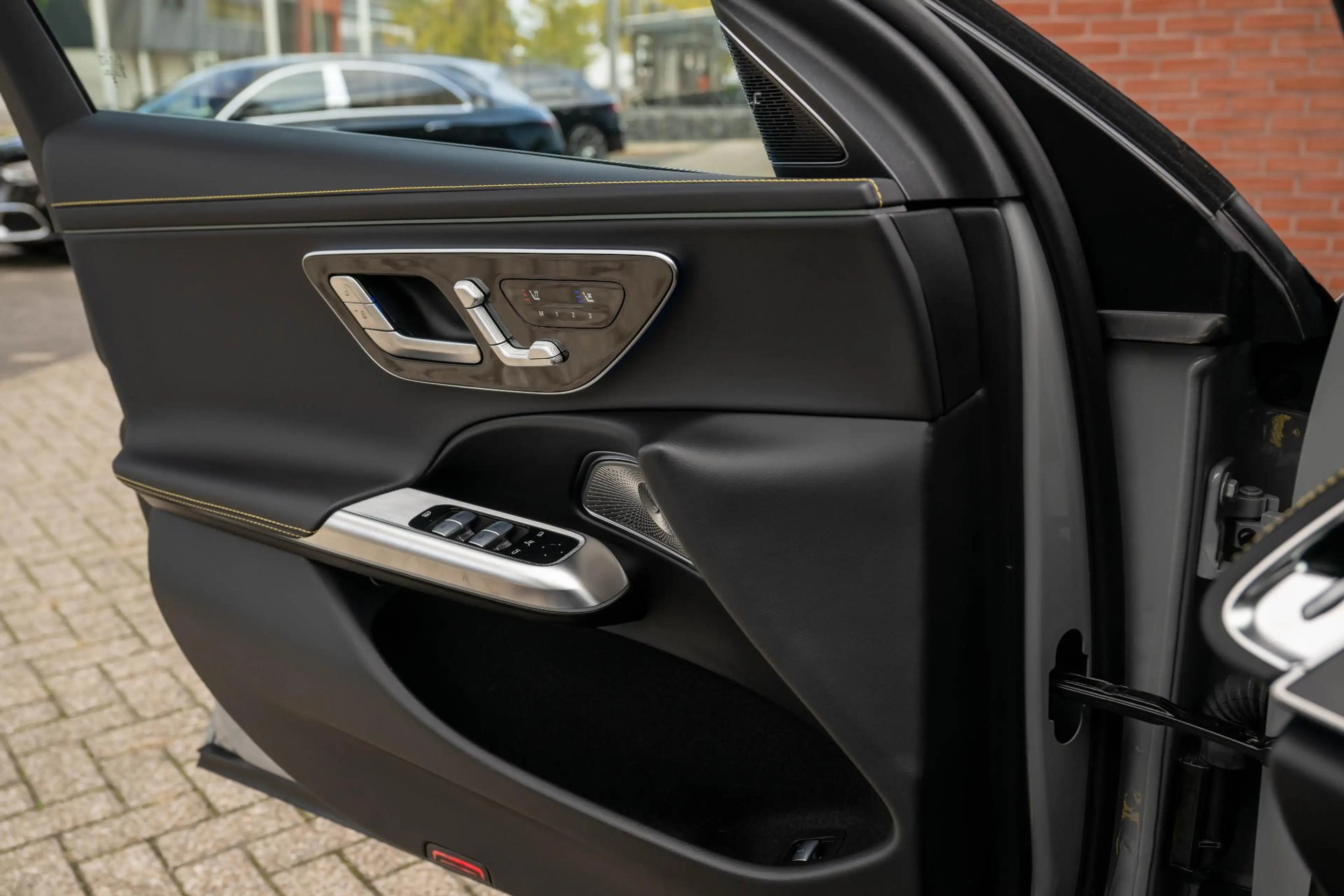 Mercedes-Benz E 53 AMG 4MATIC+ Edition 1 Carbon Dynamic Plus BTW — photo 17