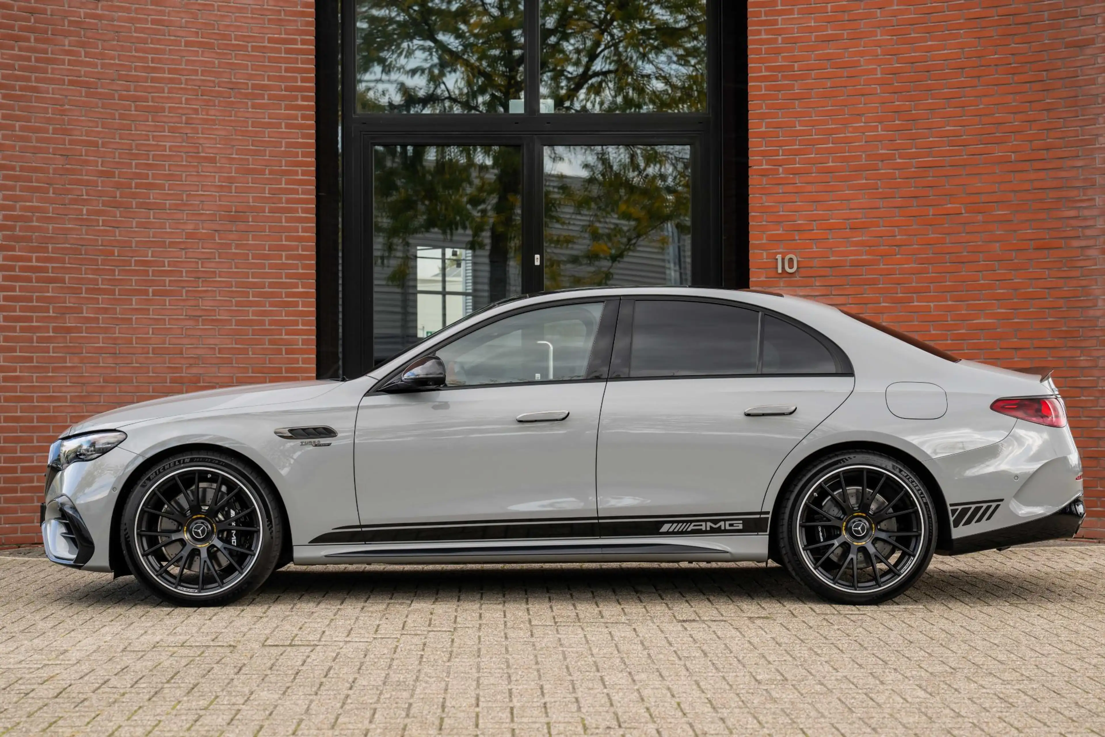 Mercedes-Benz E 53 AMG 4MATIC+ Edition 1 Carbon Dynamic Plus BTW — photo 7