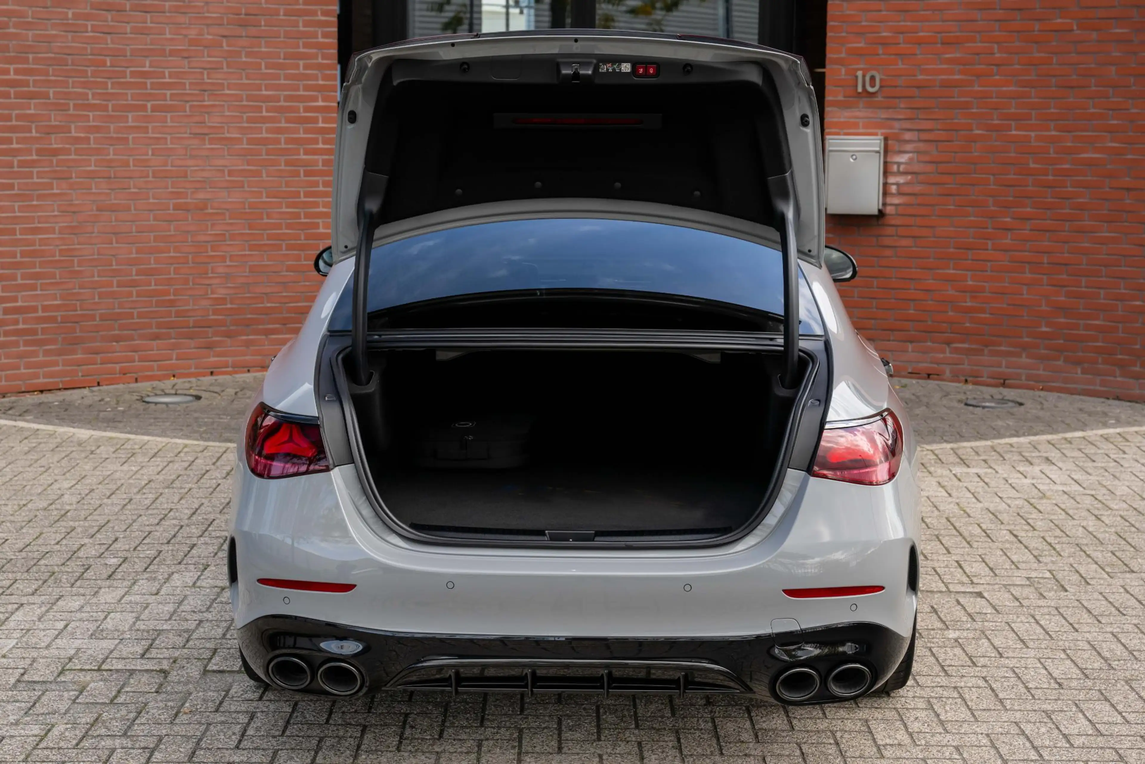 Mercedes-Benz E 53 AMG 4MATIC+ Edition 1 Carbon Dynamic Plus BTW — photo 36