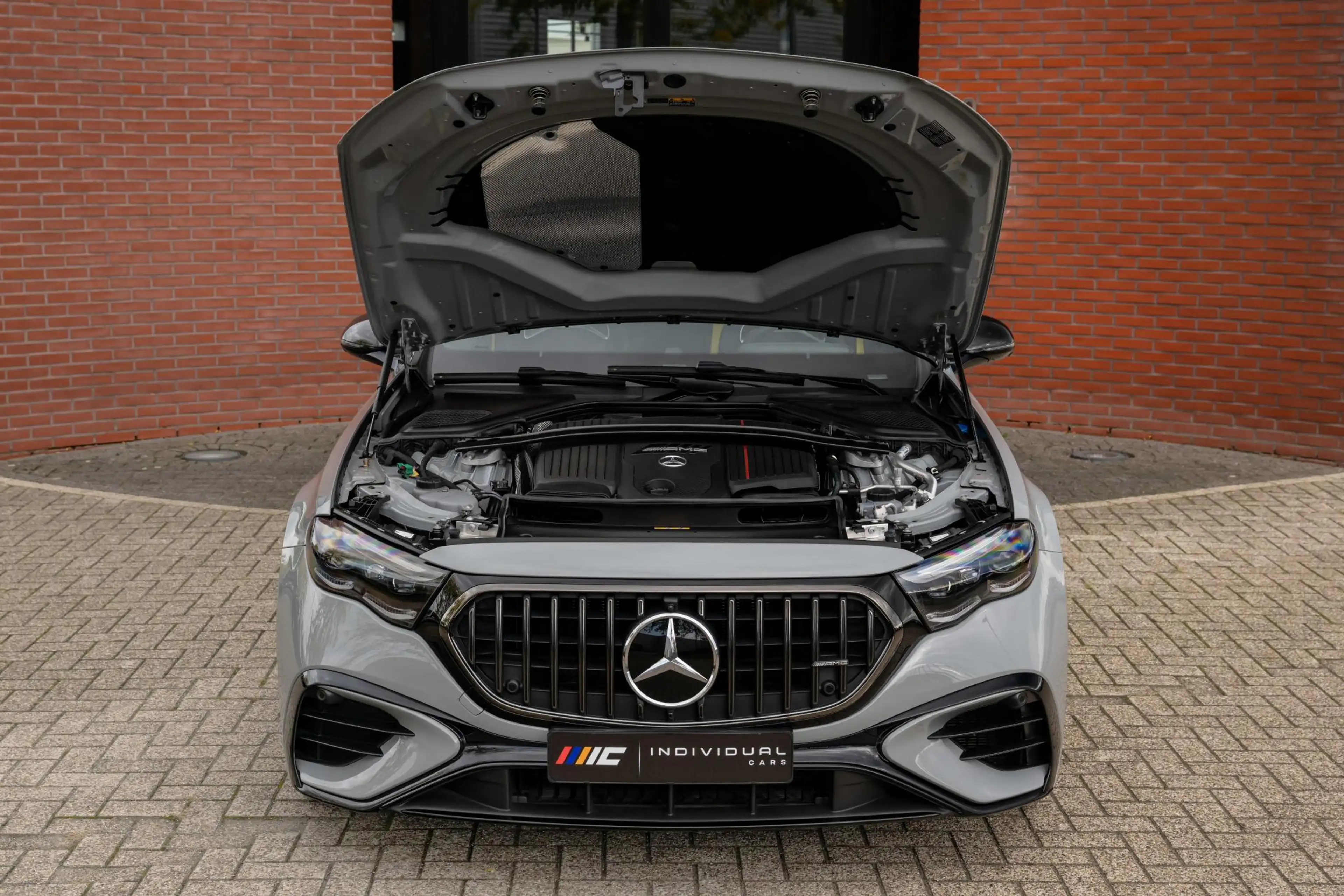 Mercedes-Benz E 53 AMG 4MATIC+ Edition 1 Carbon Dynamic Plus BTW — photo 35