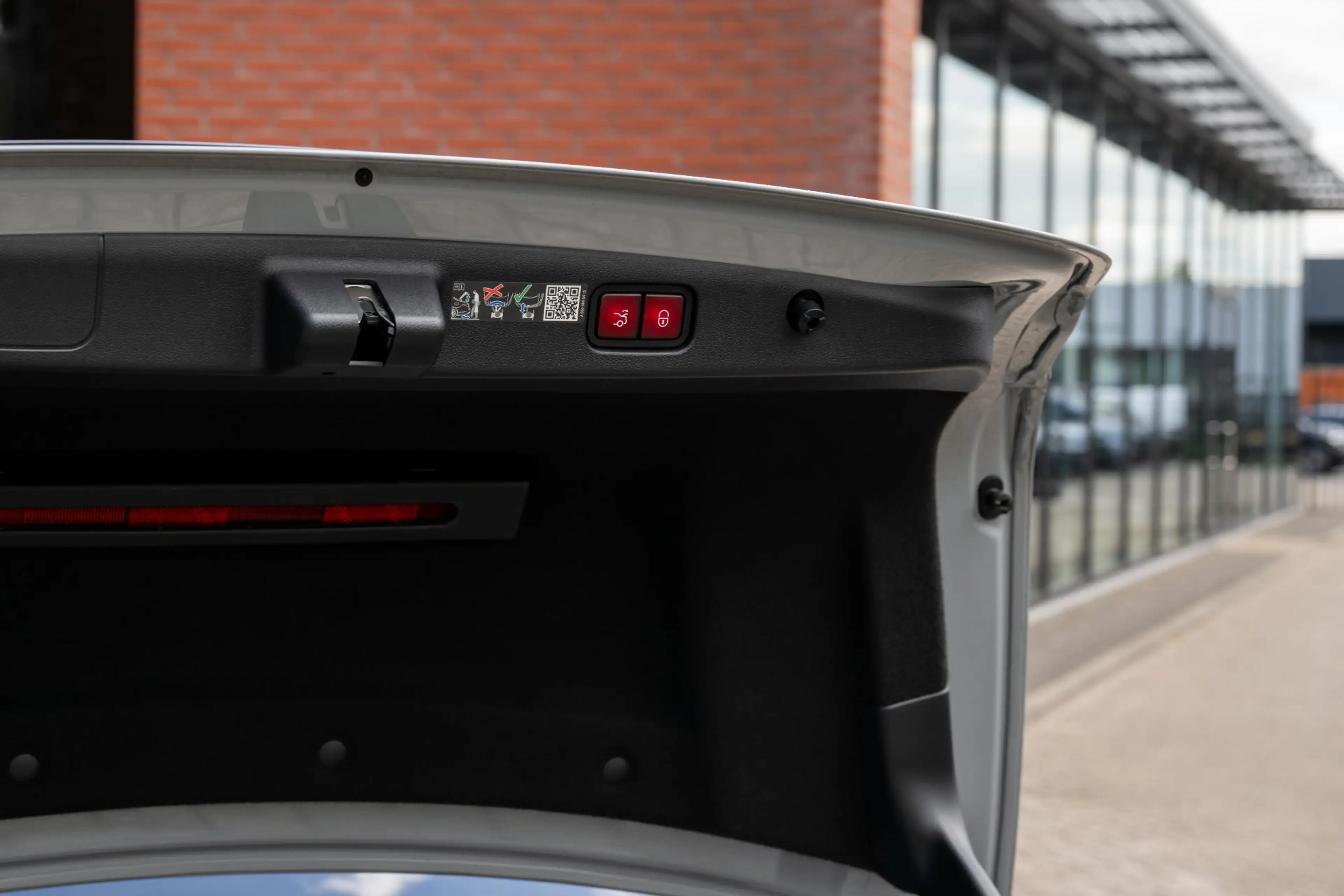 Mercedes-Benz E 53 AMG 4MATIC+ Edition 1 Carbon Dynamic Plus BTW — photo 37