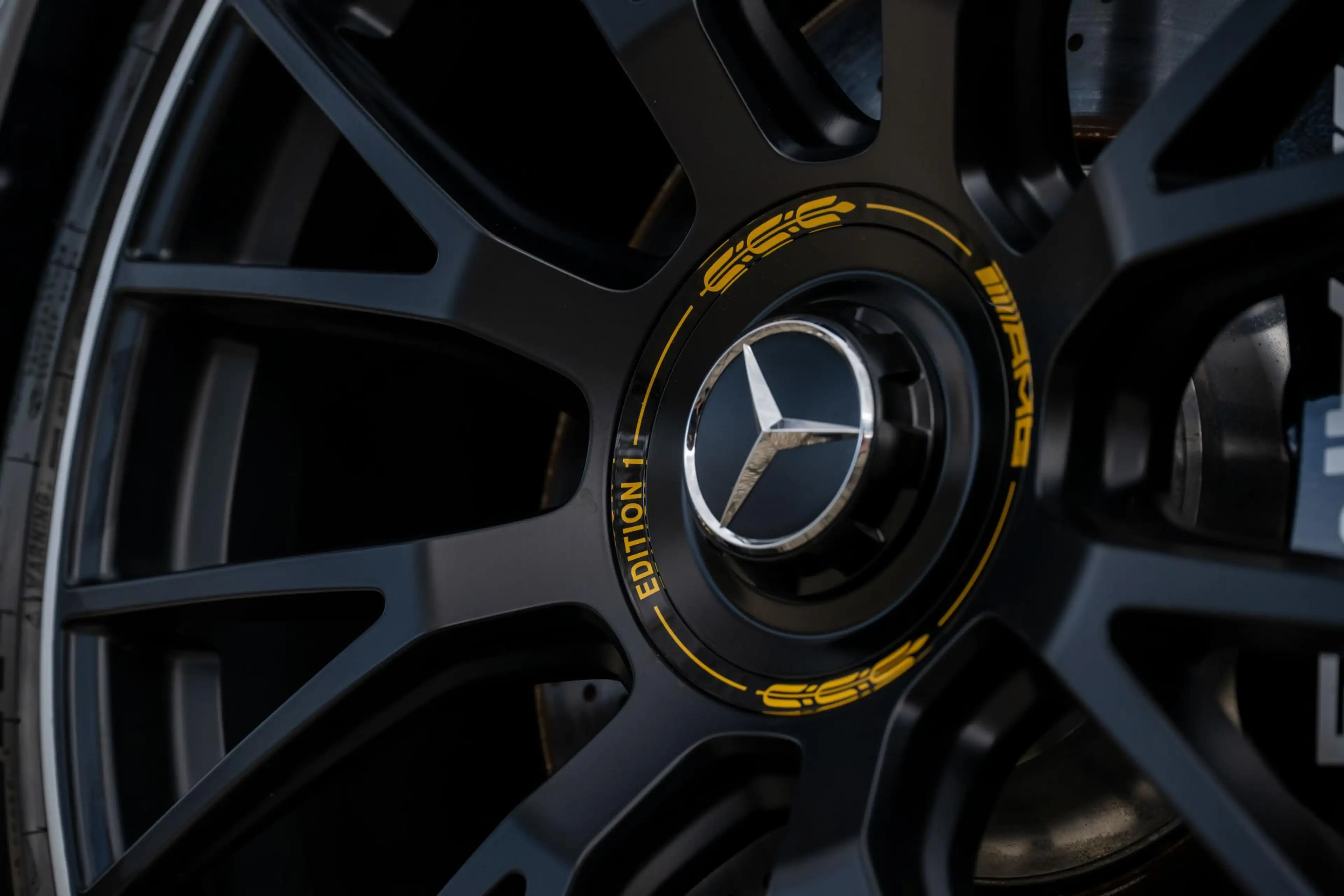 Mercedes-Benz E 53 AMG 4MATIC+ Edition 1 Carbon Dynamic Plus BTW — photo 47