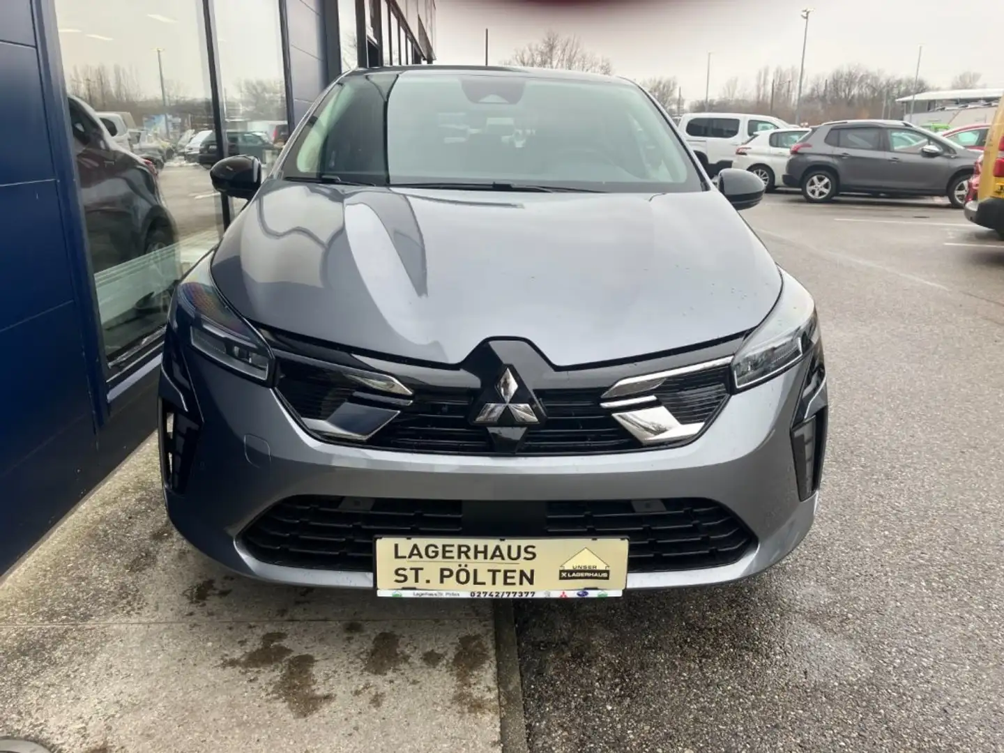 Mitsubishi Colt 1,6 HEV Invite S+C AT 24 Grau - 2