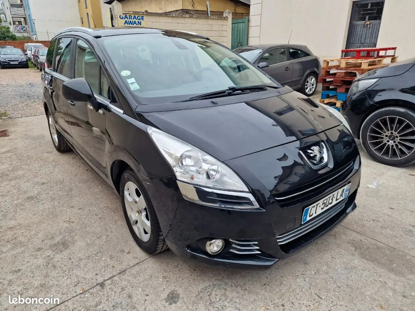 Peugeot 5008 1.6 hdi 115ch style 7places Noir - 2