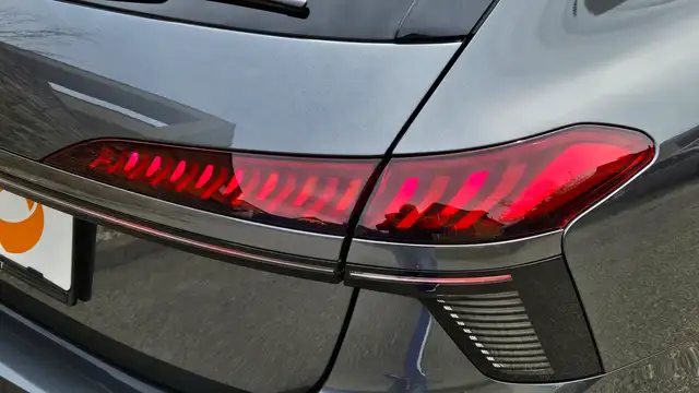 Audi A6 2.0 TDI 3 x S-Line*PANO*NP: 85.000,00*AKH Vorb. Ansicht 13