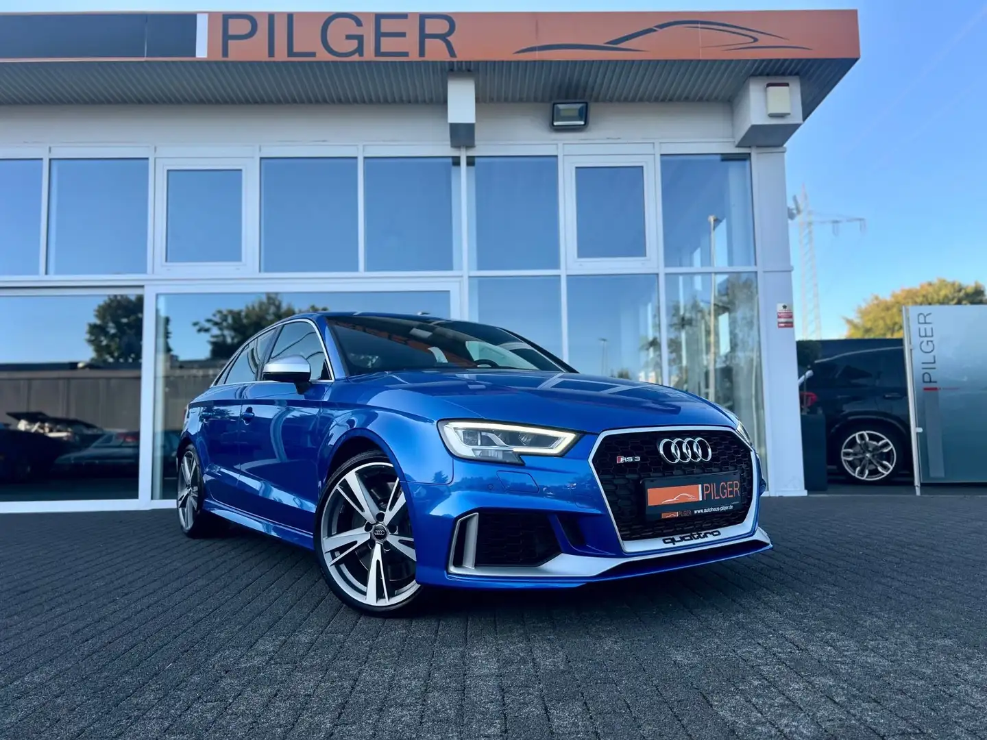 Audi RS3 Quattro Arablau*Leder*LED*2.Hd*Automatik*Pdc Bleu - 1