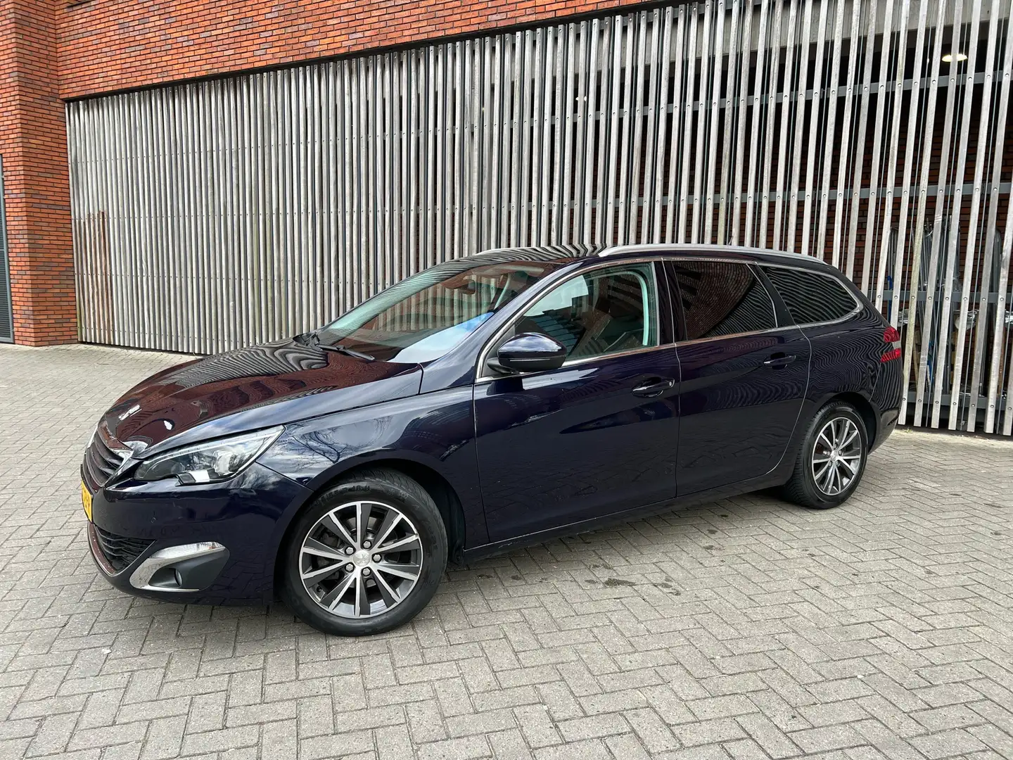 Peugeot 308 1.2 PureTech Bleu - 1