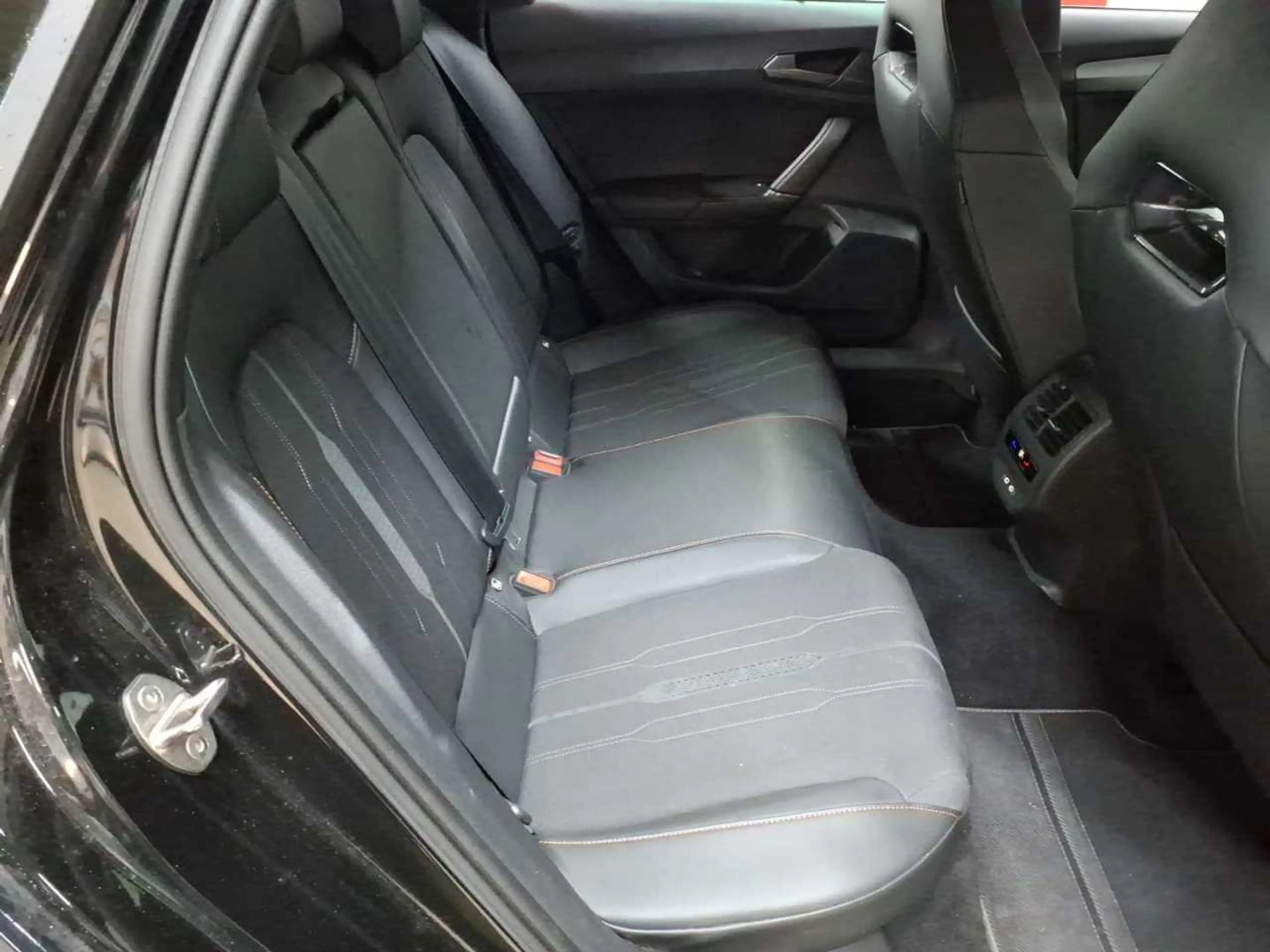 CUPRA Leon Leon Sportstourer 1.4 e-Hybrid VZ Vision Plus 19" — photo 14