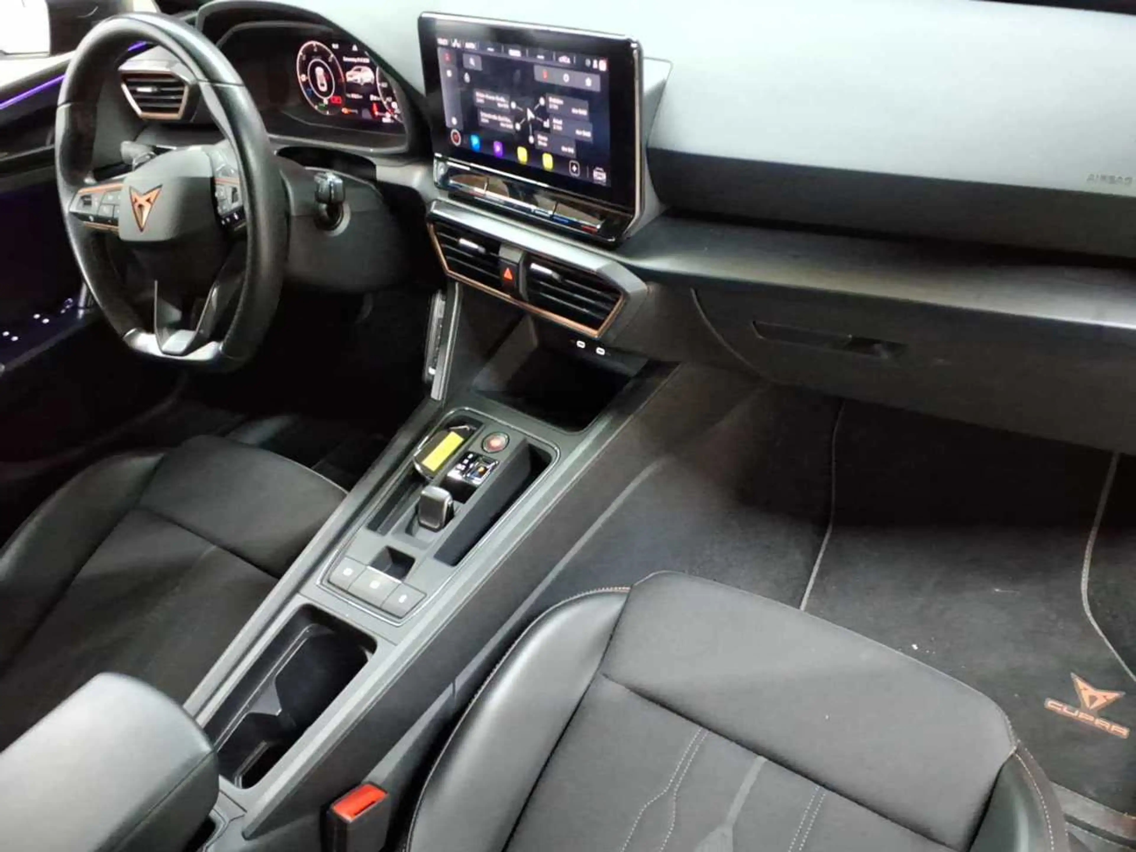 CUPRA Leon Leon Sportstourer 1.4 e-Hybrid VZ Vision Plus 19" — photo 9