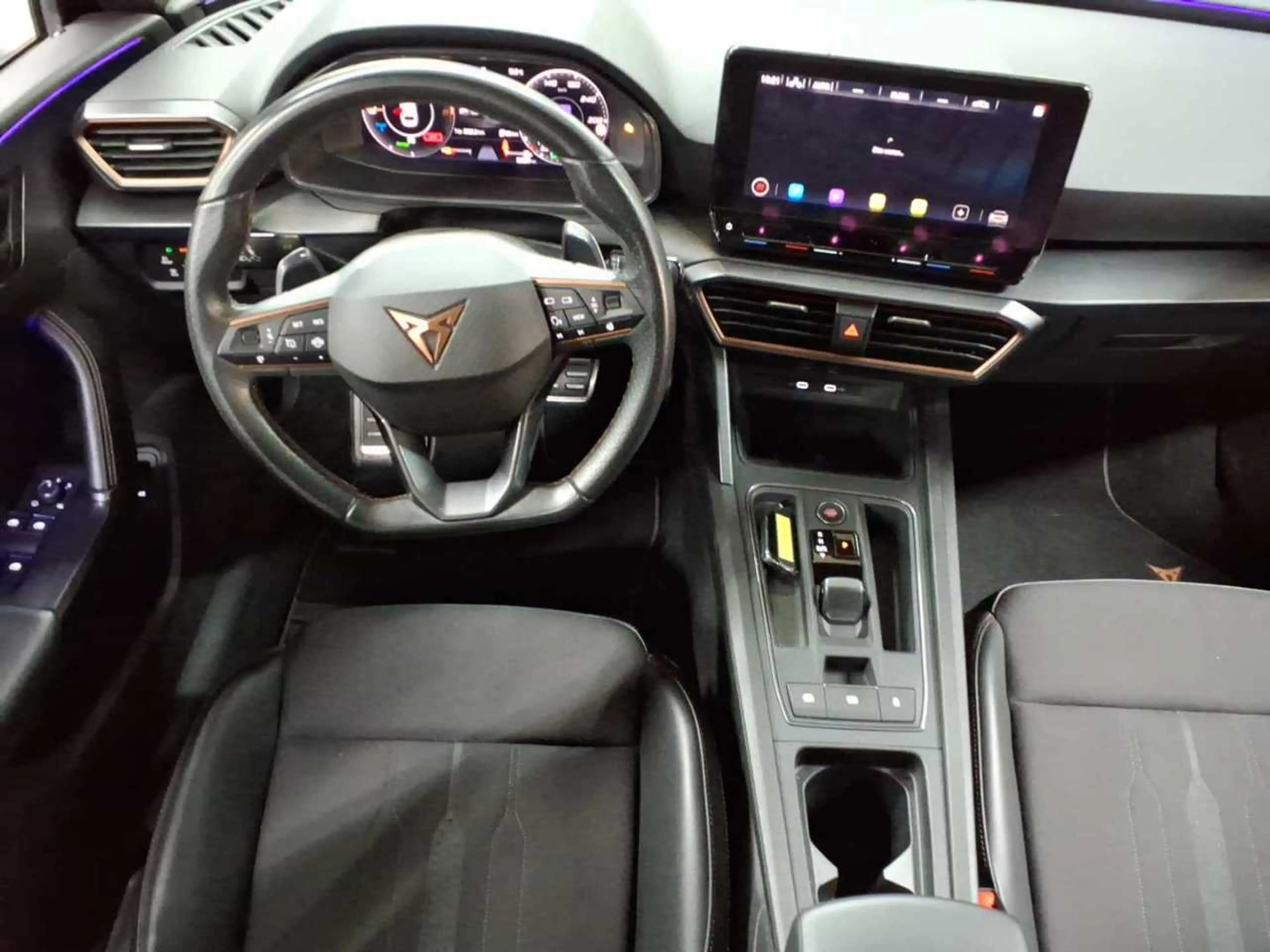 CUPRA Leon Leon Sportstourer 1.4 e-Hybrid VZ Vision Plus 19" — photo 10