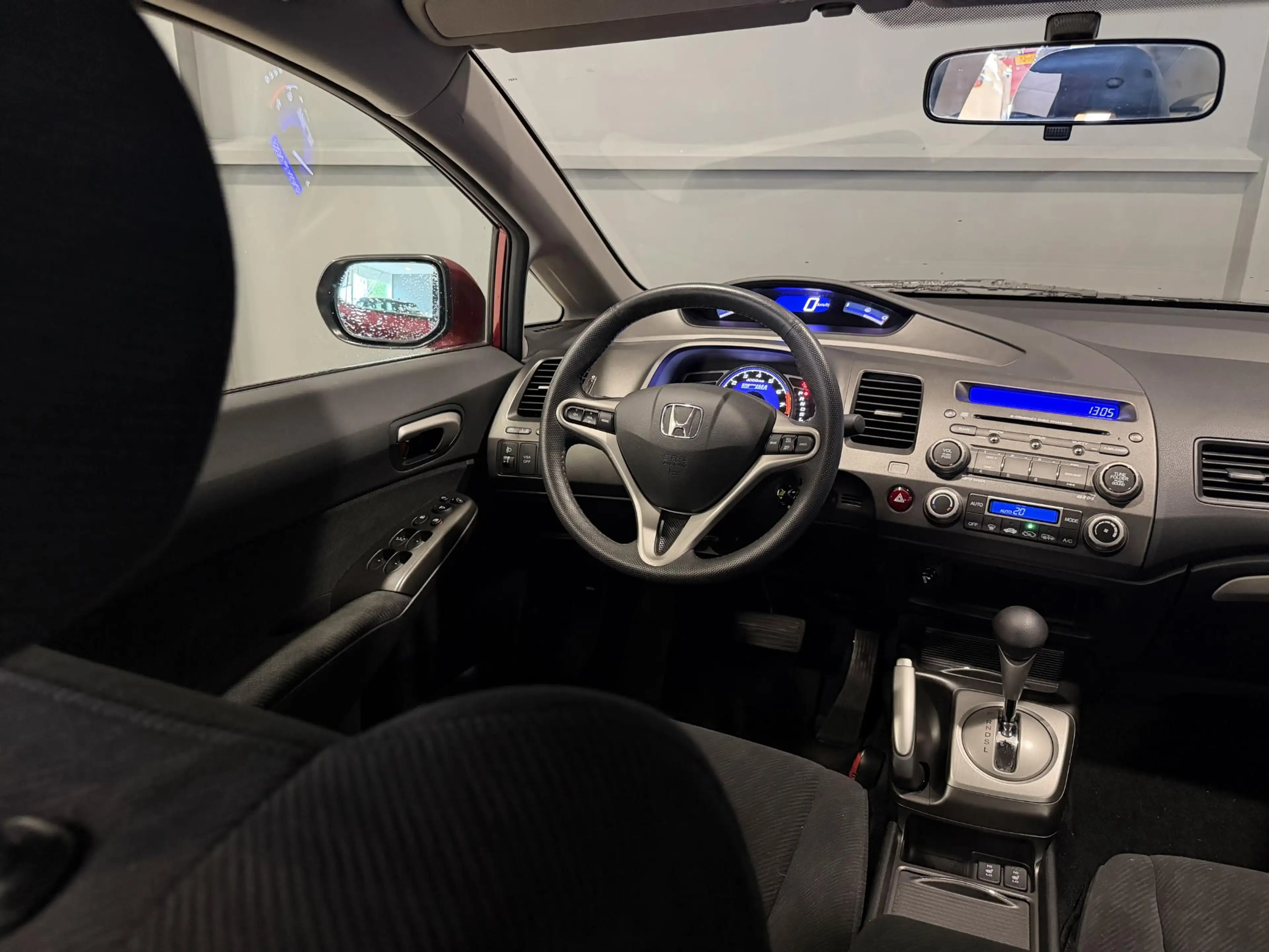 Honda Civic 1.3 Hybrid — photo 11