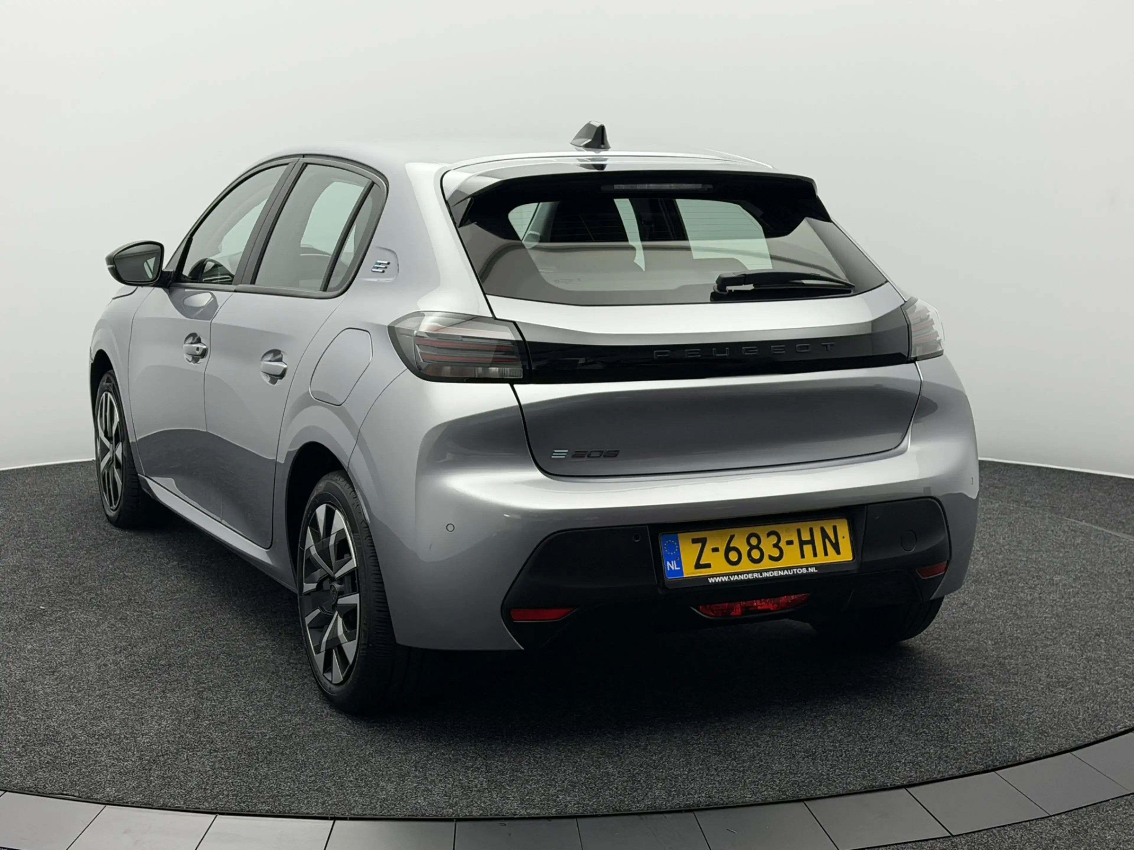 Peugeot e-208 EV Active 50 kWh 3-Fase SOH 95,6% | Warmtepomp | N — photo 9