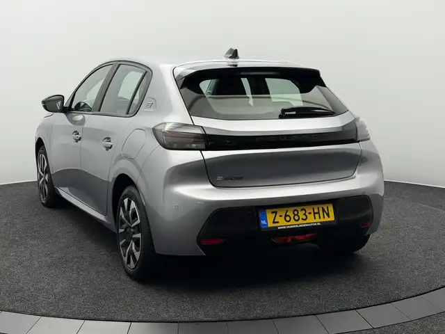 Peugeot E-208 view 9