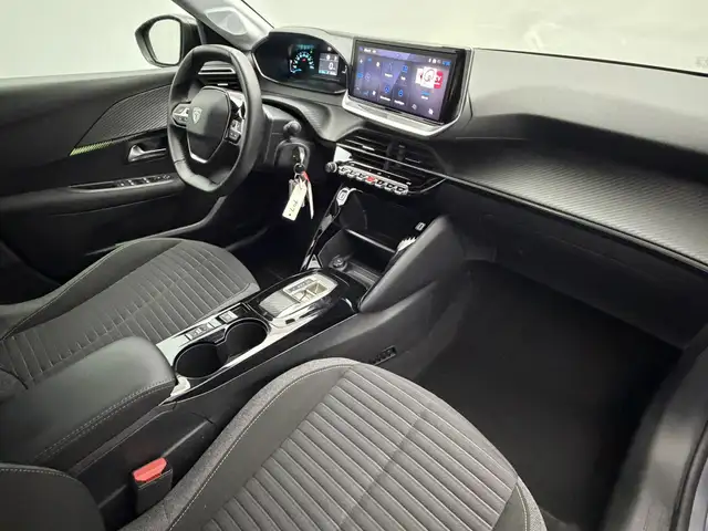 Peugeot E-208 view 13