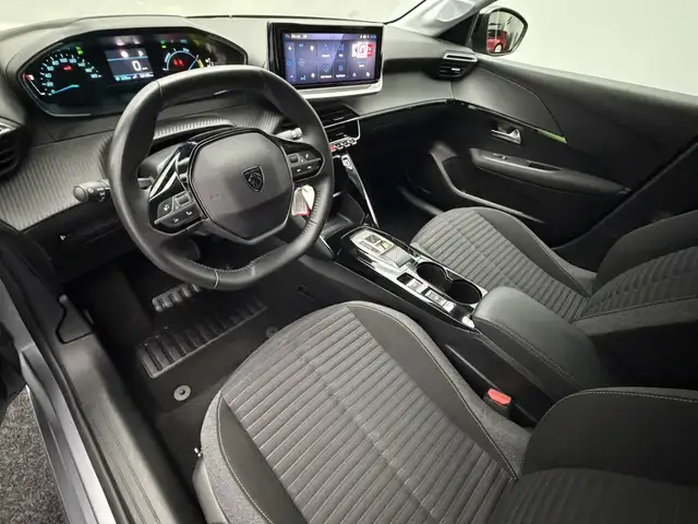 Peugeot E-208 view 19