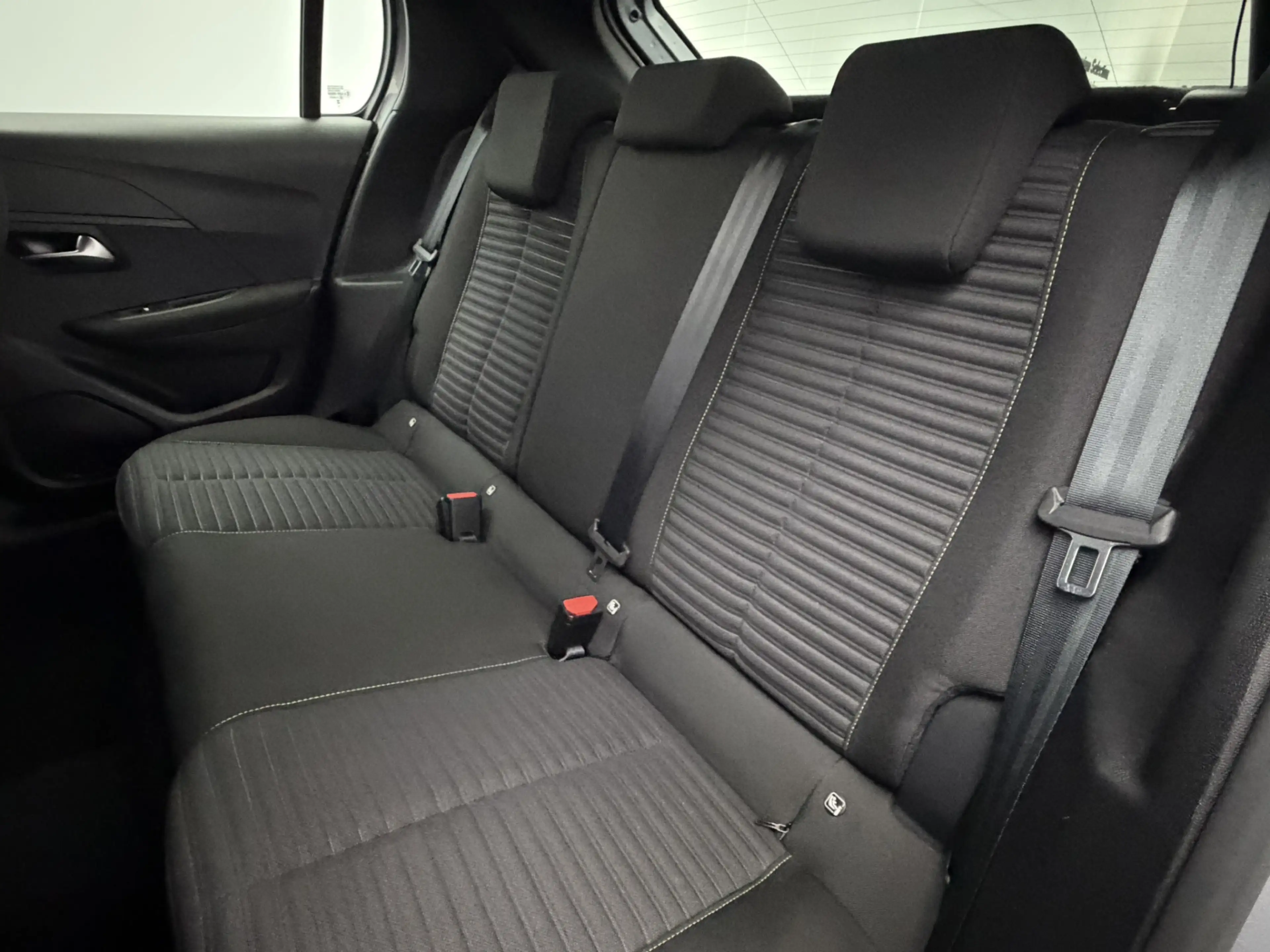 Peugeot e-208 EV Active 50 kWh 3-Fase SOH 95,6% | Warmtepomp | N — photo 23