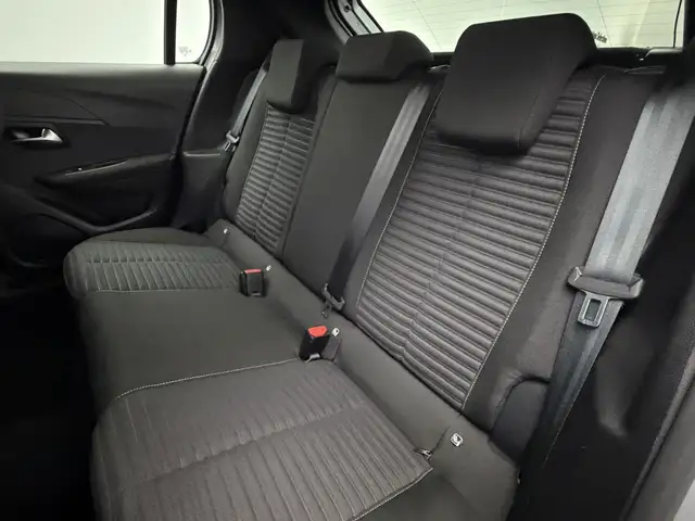 Peugeot E-208 view 23