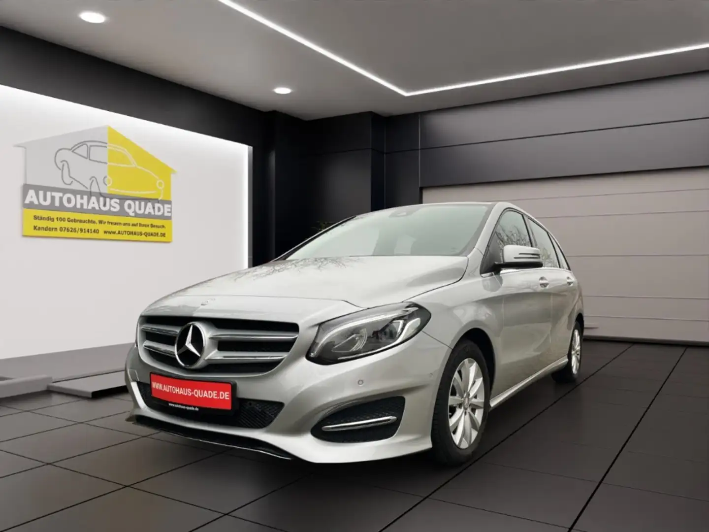 Mercedes-Benz B 180 Automatic erst 52.500KM Service-NEU Silber - 1