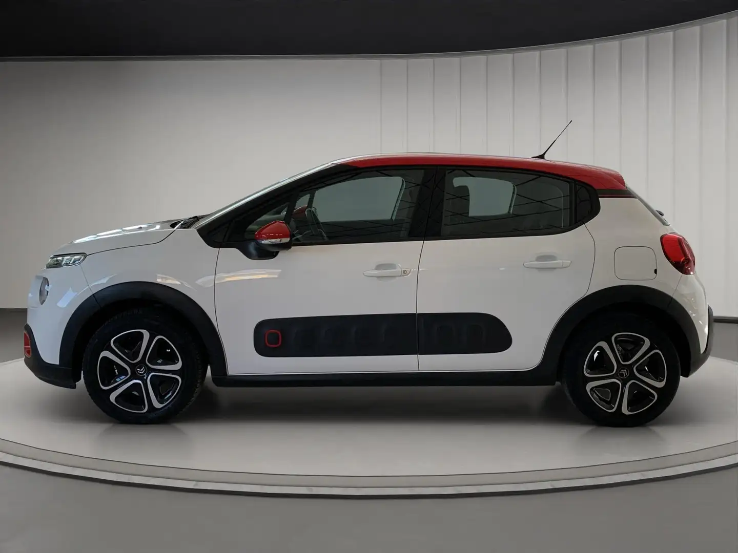 Citroen C3 C3 1.2 puretech Shine s&s 83cv neopatentati my18 Weiß - 2