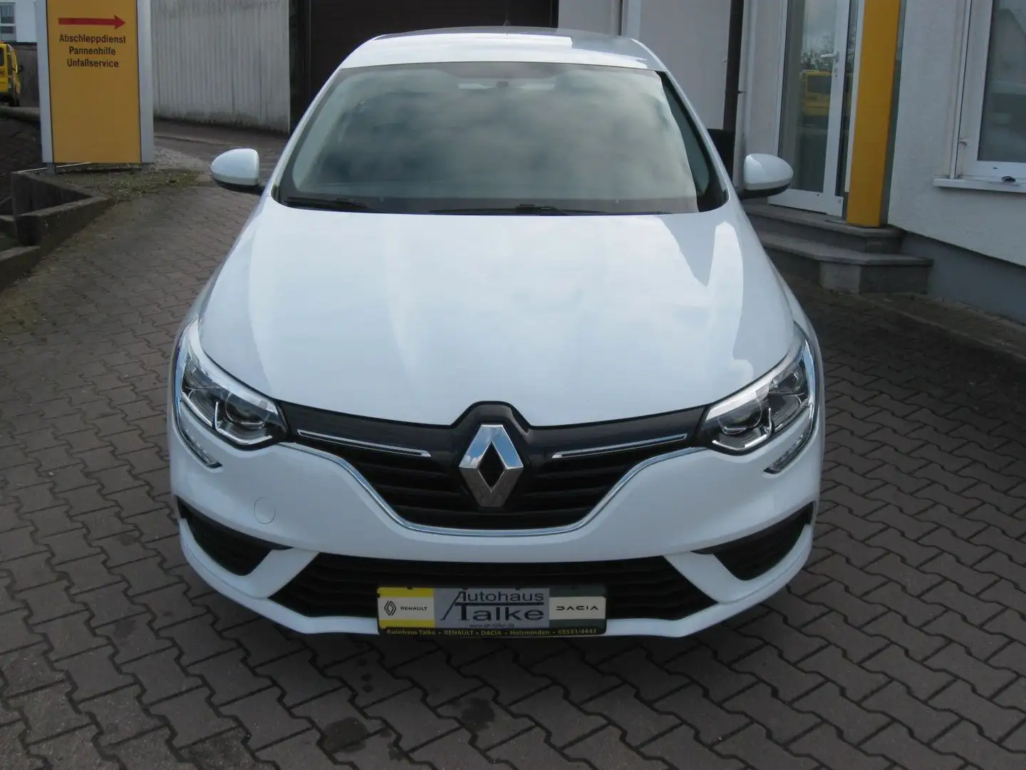 Renault Megane IV Grandtour Life Weiß - 2