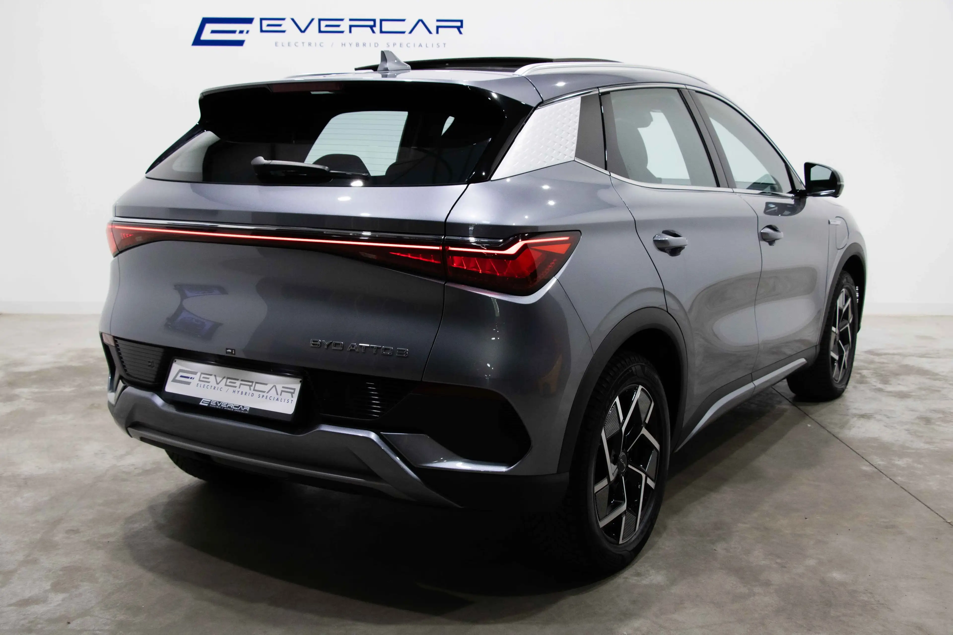 BYD Atto 3 DESIGN ***HEATED SEATS*CARPLAY*PANO*360°*HEAT PUMP*** — photo 4